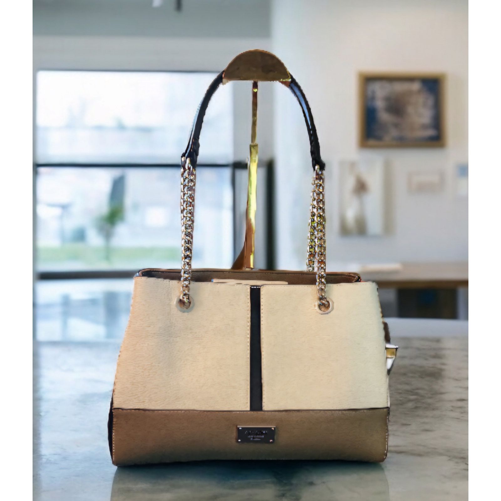 Guess G by Guess Wilder G Cube Shopper Carry-All, Purse, Handbag Size ONE SIZE - 1 Thumbnail