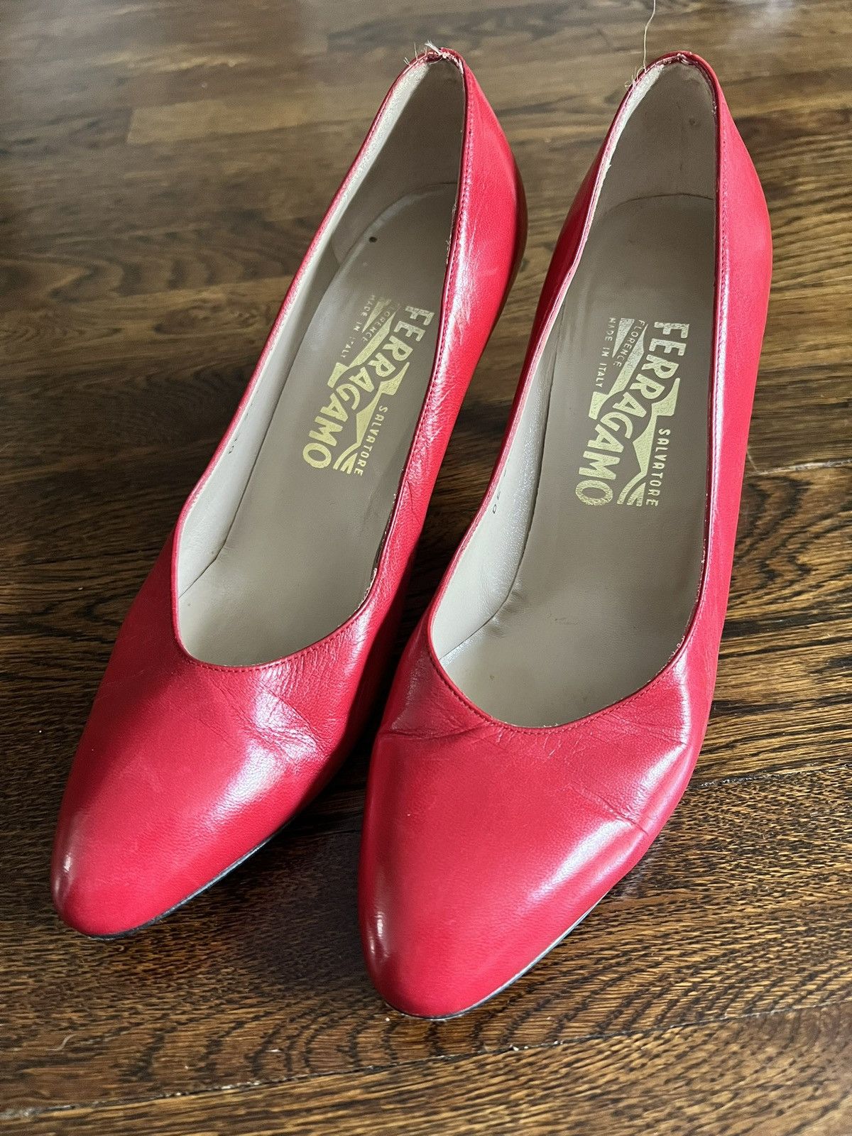 Salvatore Ferragamo Vintage Salvatore Ferragamo Red Pumps Shoes 8 Size US 8 / IT 38 - 1 Thumbnail