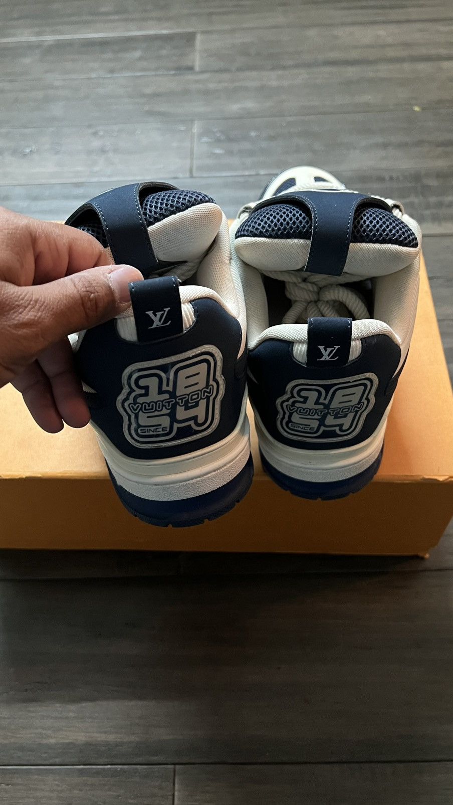 Louis Vuitton Louis Vuitton Blue Skates Size US 8 / EU 41 - 10 Thumbnail
