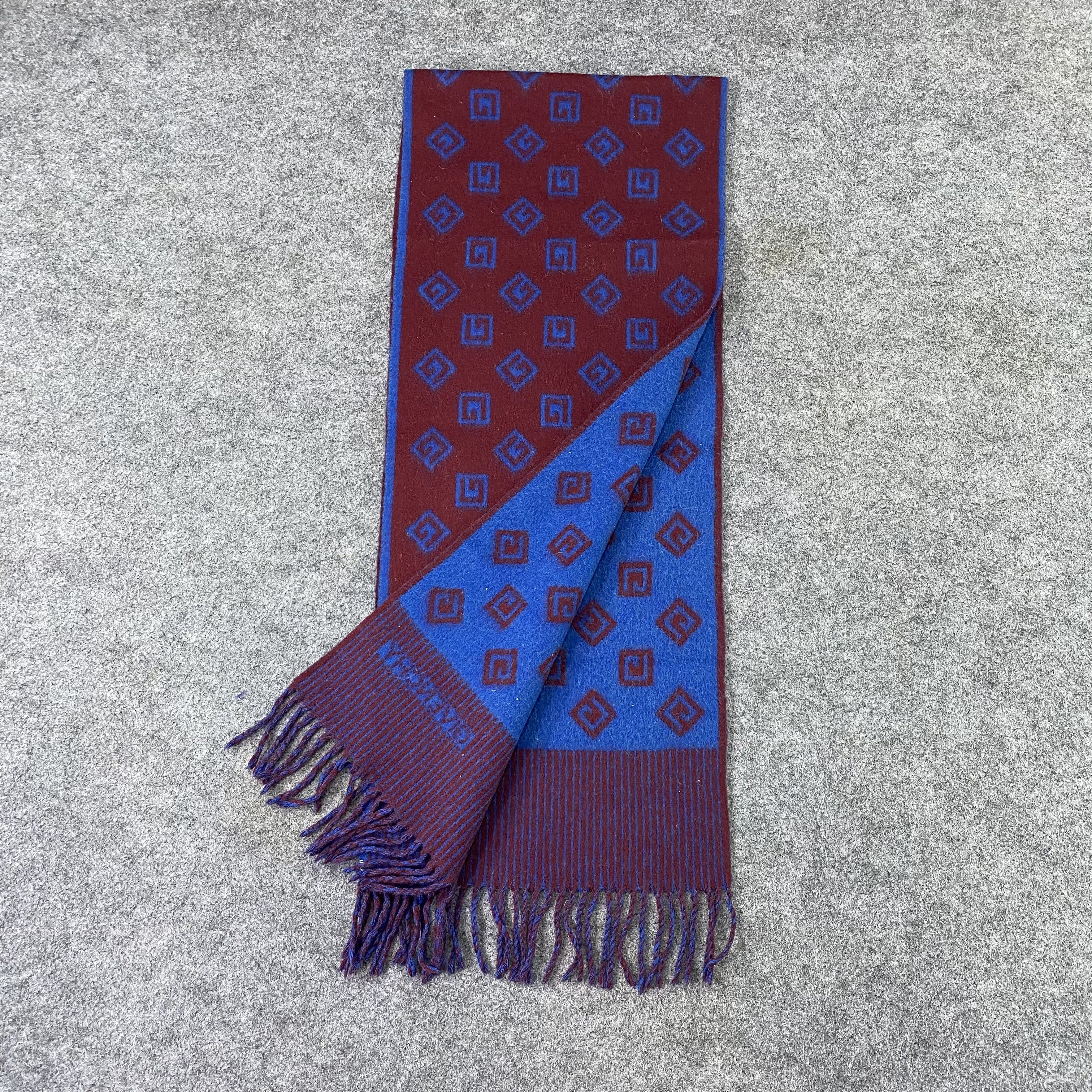 Designer Givenchy Scarf / Muffler / Neckwear T1209 Size ONE SIZE - 3 Thumbnail