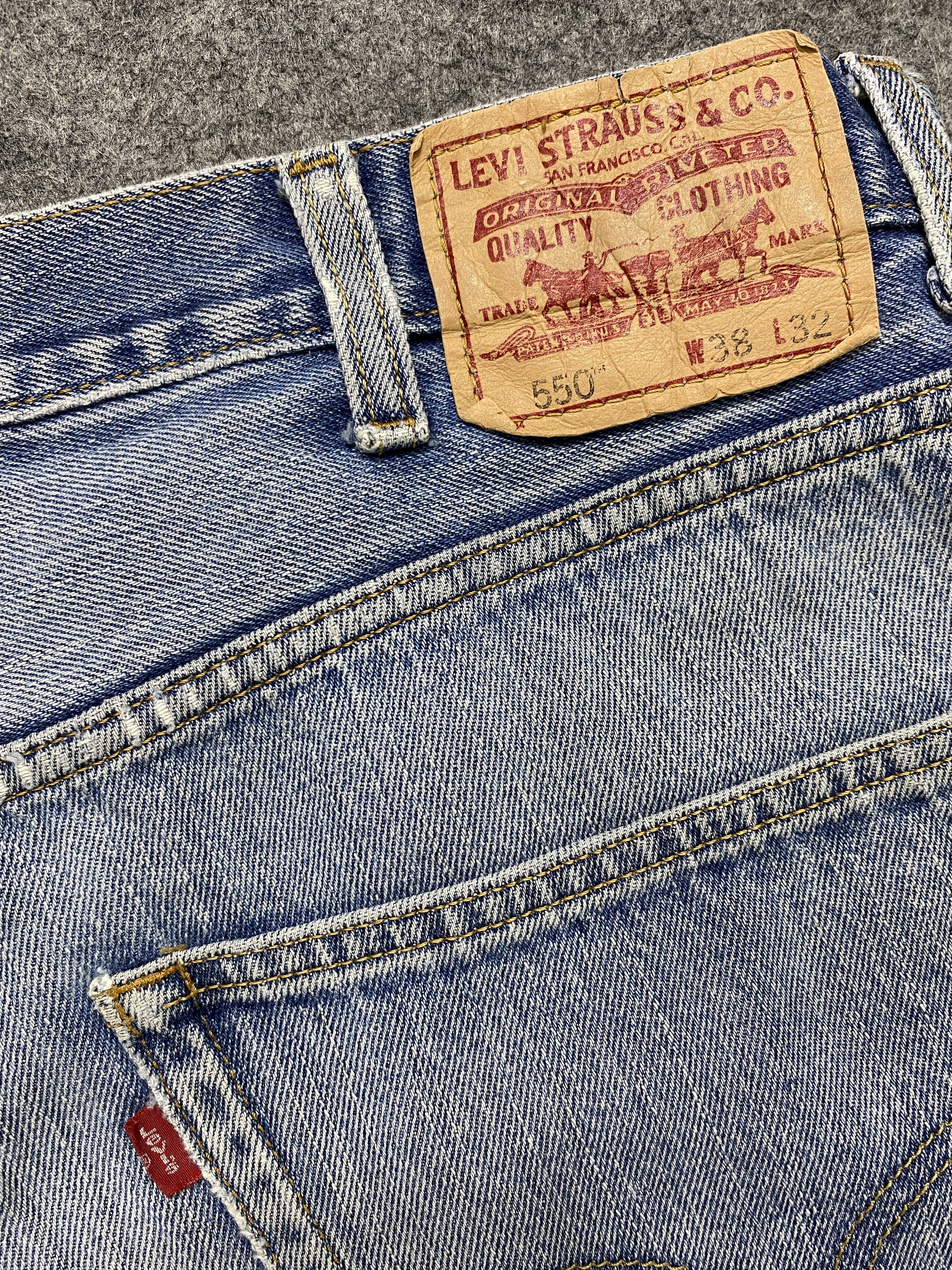 Levi's Distressed Blue Vintage Levi's 550 38x31 Denim -JN2172 Size US 38 / EU 54 - 9 Thumbnail