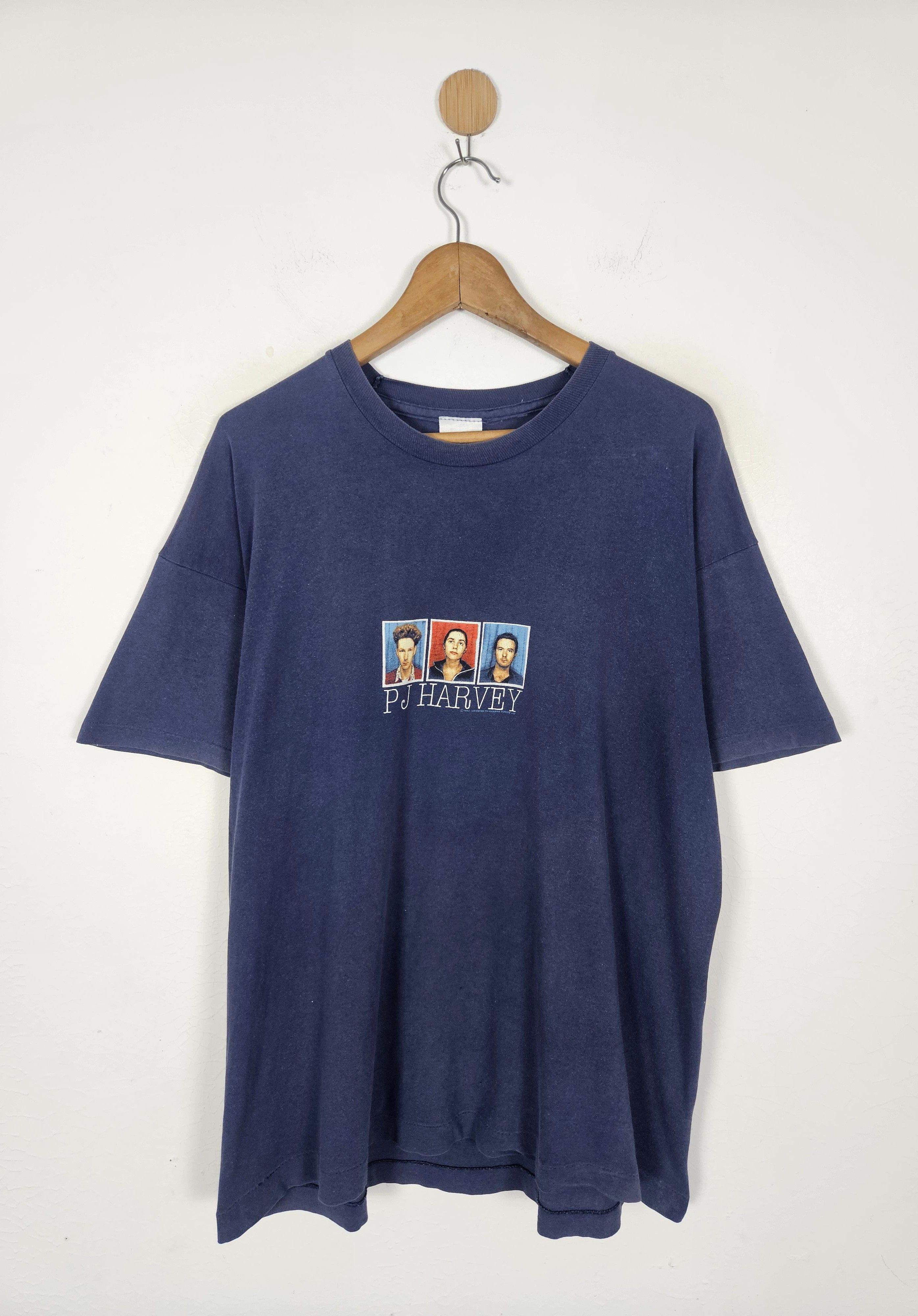 Band Tees Vintage PJ Harvey Dry 1992 Promo Tee 90s shirt Size US L / EU 52-54 / 3 - 1 Thumbnail