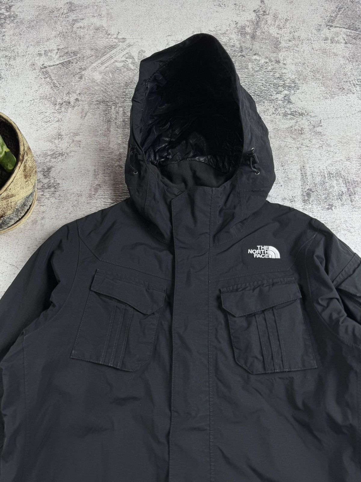 The North Face The North Face Pocket Hiking DryVent Women’s Small Black Zip Jacket Windbreaker Size S / US 4 / IT 40 - 6 Thumbnail