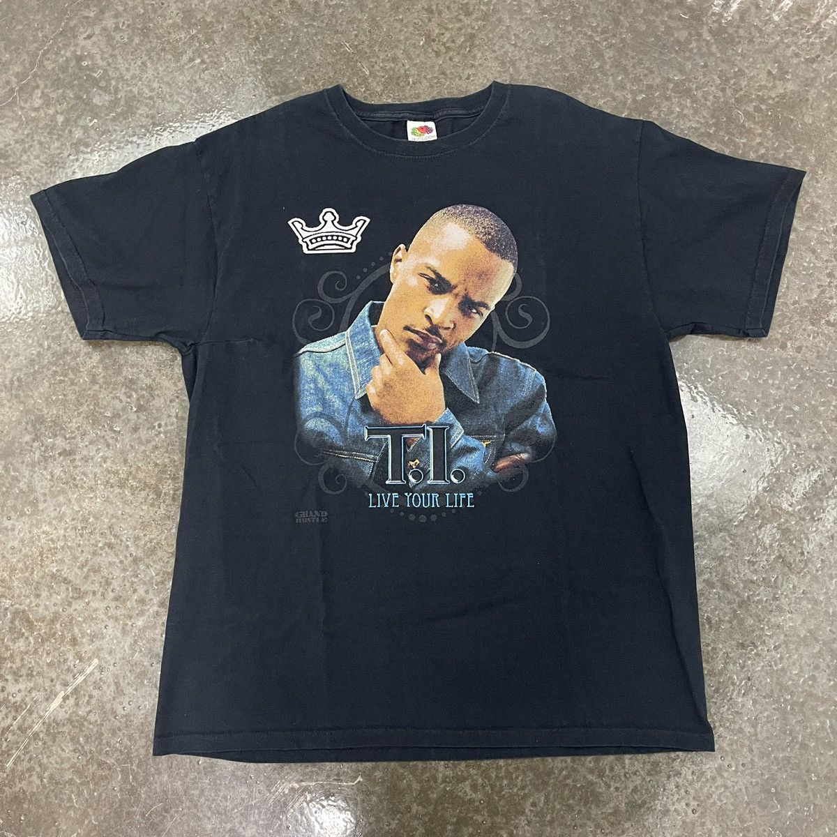 Vintage T.I Grand Hustle Live Your Life Rap Tee Size US XL / EU 56 / 4 - 3 Thumbnail