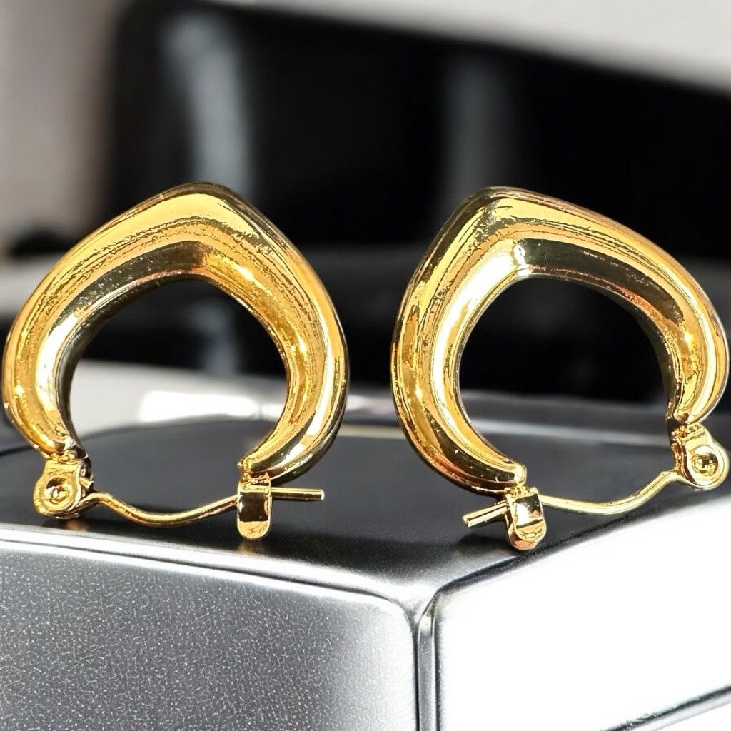 Disney × Jewelry Women's Stylish 18k Gold plated Hoop Earrings Size ONE SIZE - 11 Thumbnail