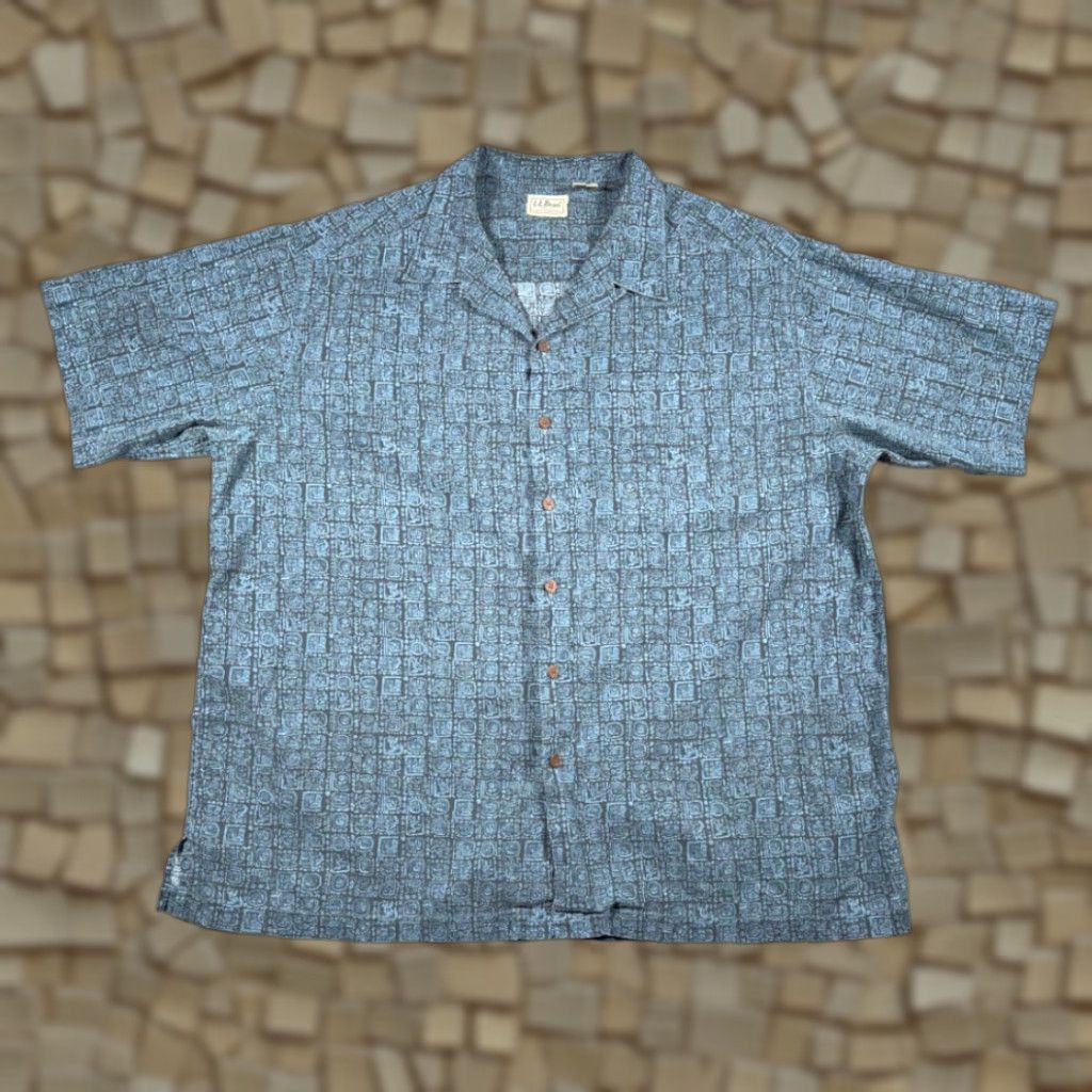 Vintage VINTAGE LL Bean Shirt Adult XL Blue Mayan Aztec Tribal Camp Print Y2K Button-Up Short Sleeve with Pockets Mens Size US XL / EU 56 / 4 - 1 Thumbnail