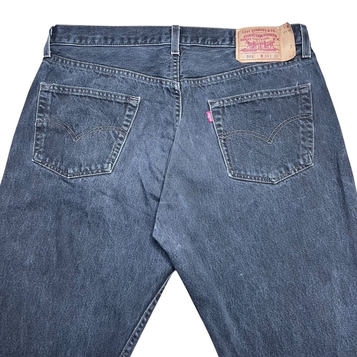 Levi's 1990s Levi’s 501 Button Fly Made In USA Black Denim Jeans Size US 35 - 11 Thumbnail