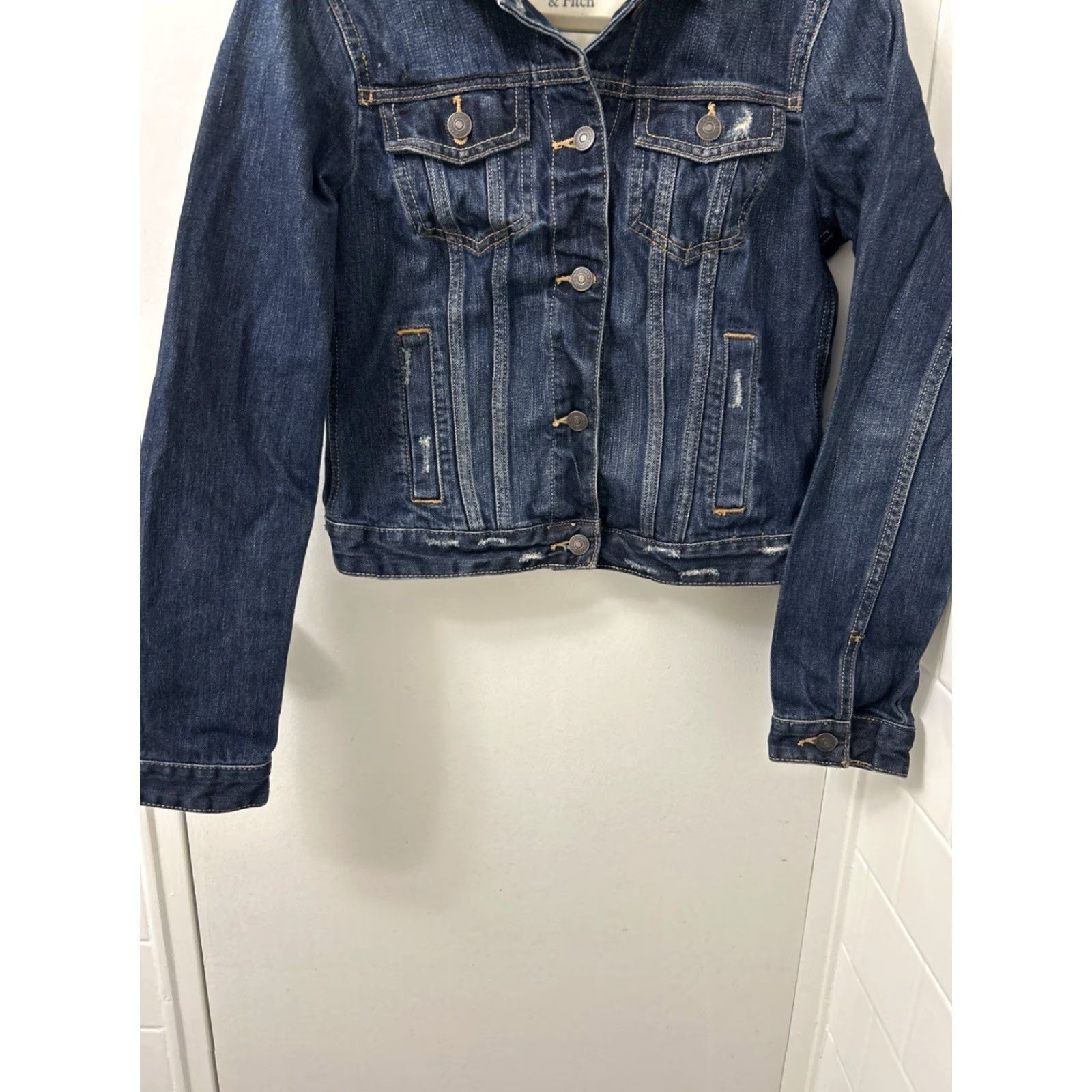 Abercrombie & Fitch Abercrombie & Fitch Denim Jacket Womens M Dark Wash Trucker Distressed Button Front Collared Classic Vintage No Size M / US 6-8 / IT 42-44 - 3 Thumbnail