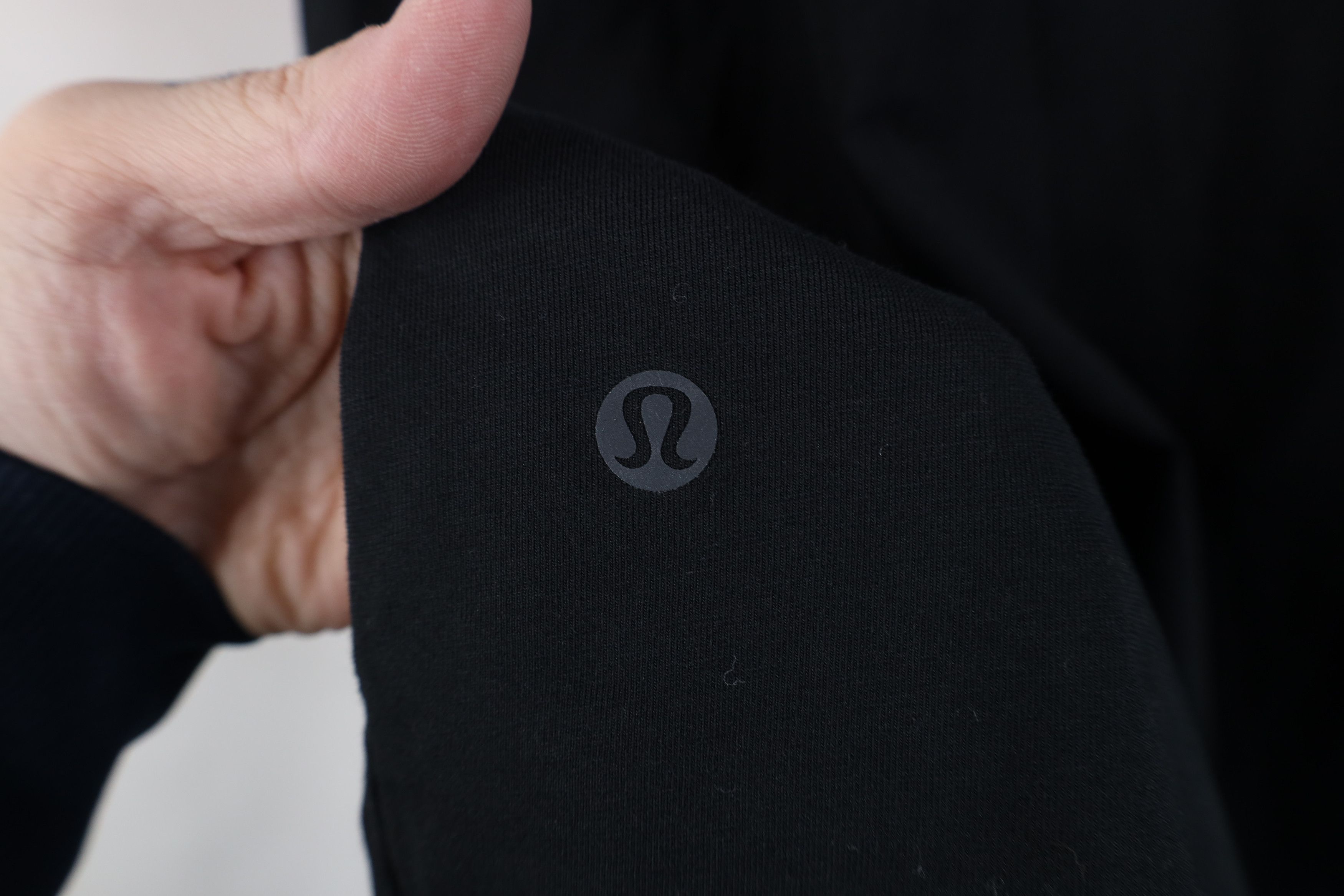 Lululemon Lululemon Running Jogging Yoga Gym Short Sleeve T-Shirt Size US XL / EU 56 / 4 - 8 Thumbnail