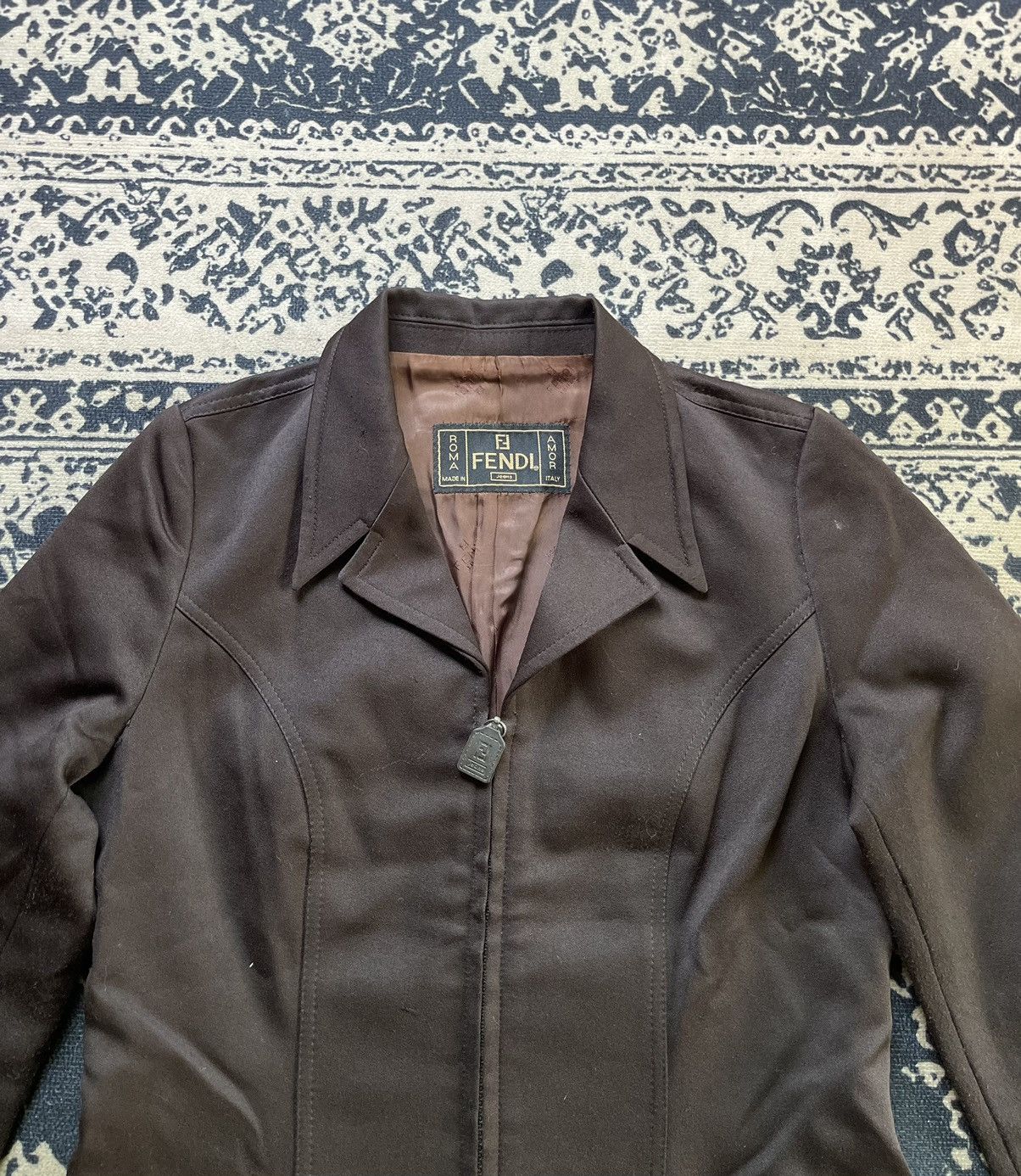 Designer × Fendi Vintage Fendi Roma Jacket Brown Colour Size S / US 4 / IT 40 - 4 Thumbnail
