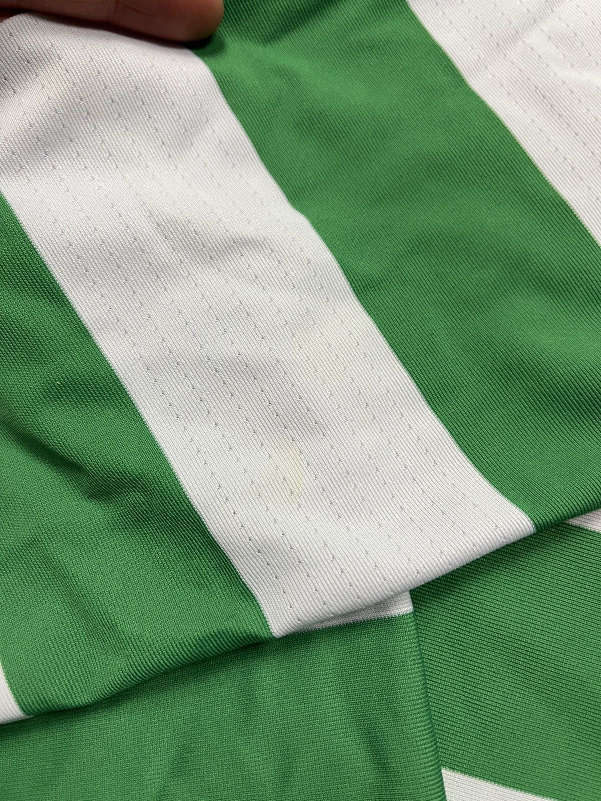 Umbro Celtic 2004/2005 Home Soccer Jersey Umbro Shirt Long Sleeve Size US M / EU 48-50 / 2 - 12 Thumbnail