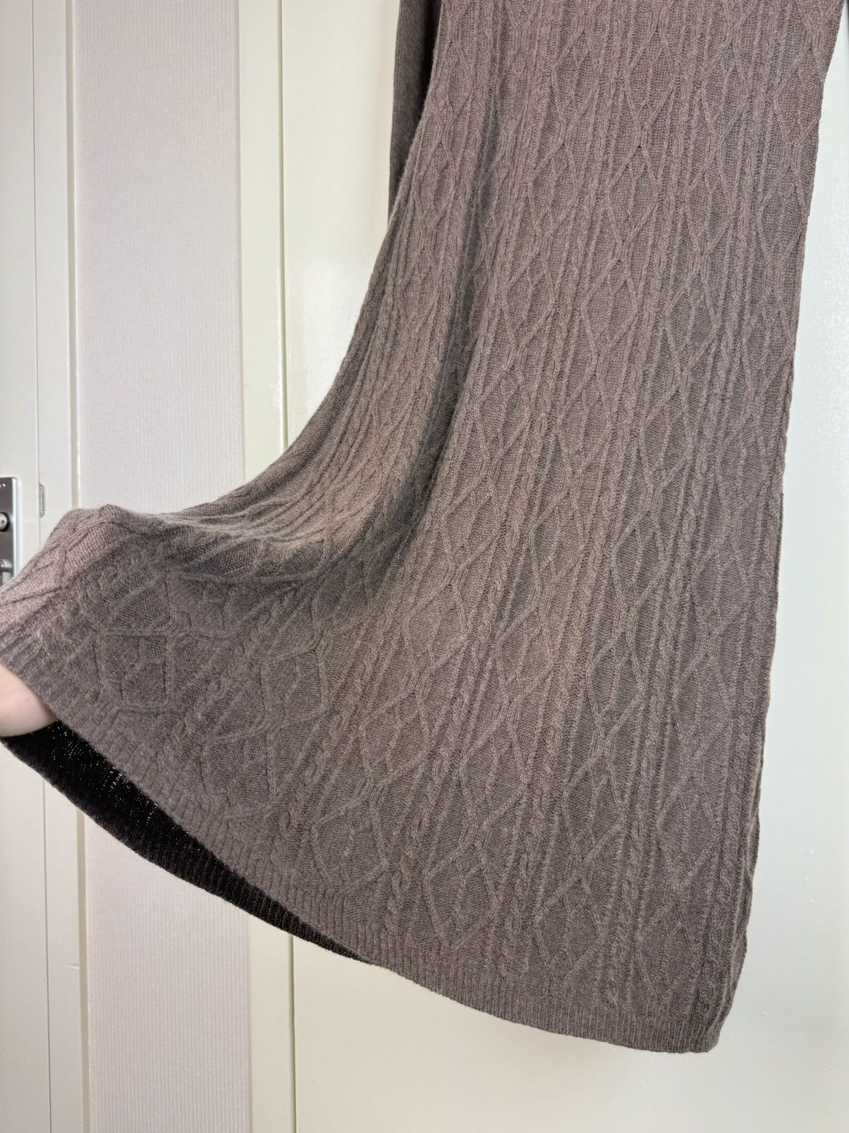 Johnstons Of Elgin Johnstons of Elgin Cashmere Silk Cable Knit Sweater Dress M Size M / US 6-8 / IT 42-44 - 2 Thumbnail