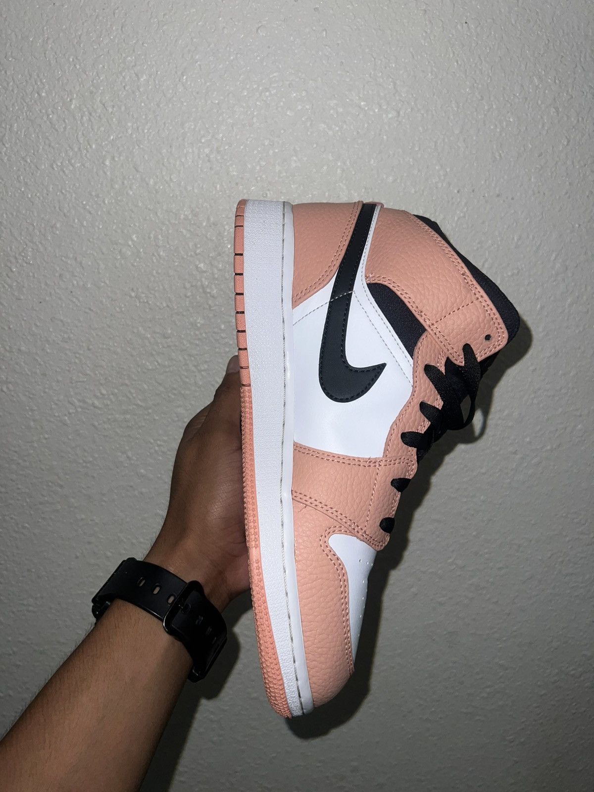 Jordan Brand AIR JORDAN 1 MID (GS) Size US 7 / IT 37 - 7 Thumbnail