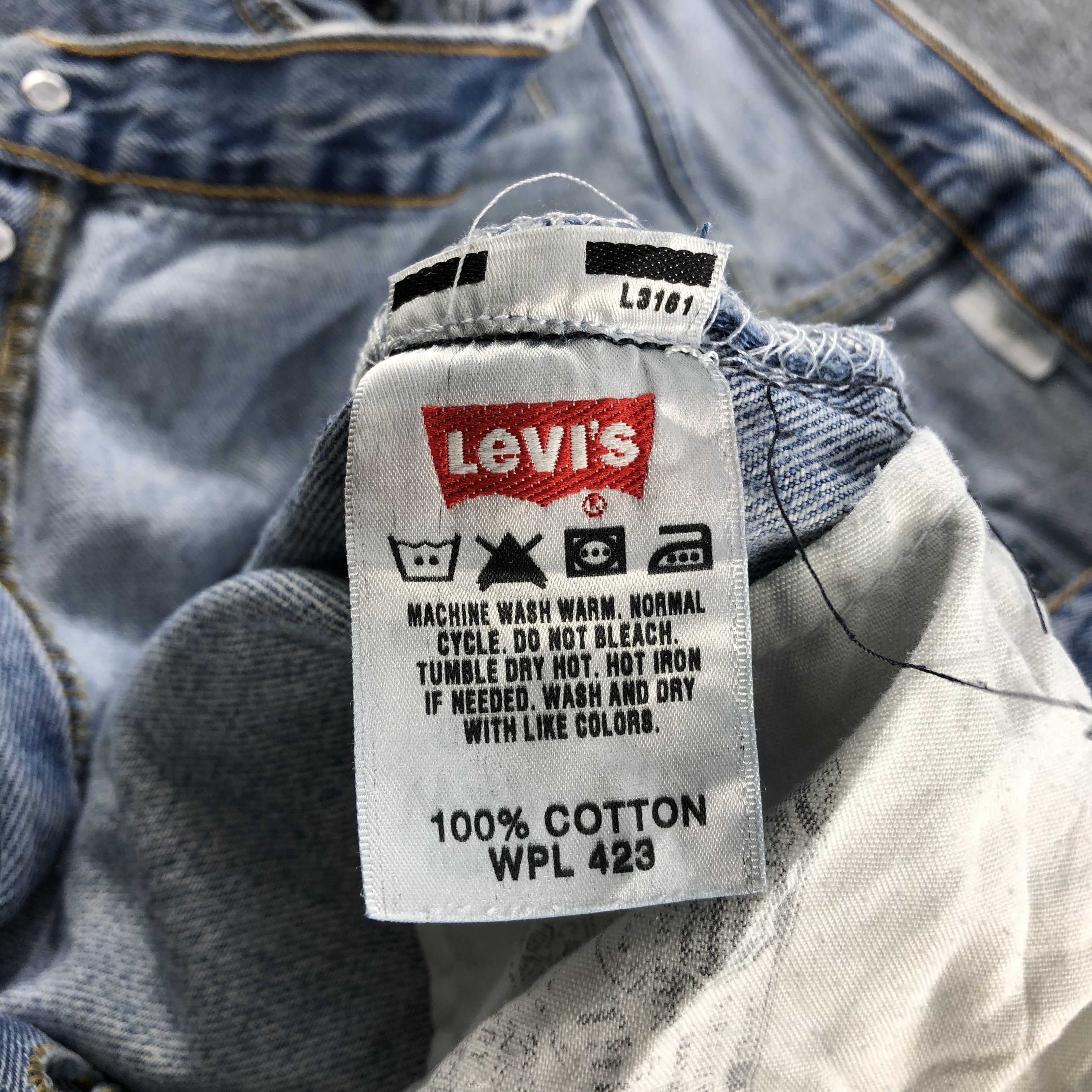 Levi's Vintage 90s Light Wash Levis 501 Jeans-J1230 Size US 42 / EU 58 - 10 Thumbnail