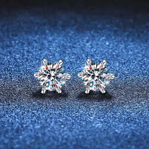 Jewelry Kamachi x Naomi 2 Carat Moissanite Screw Earrings Size ONE SIZE - 8 Thumbnail