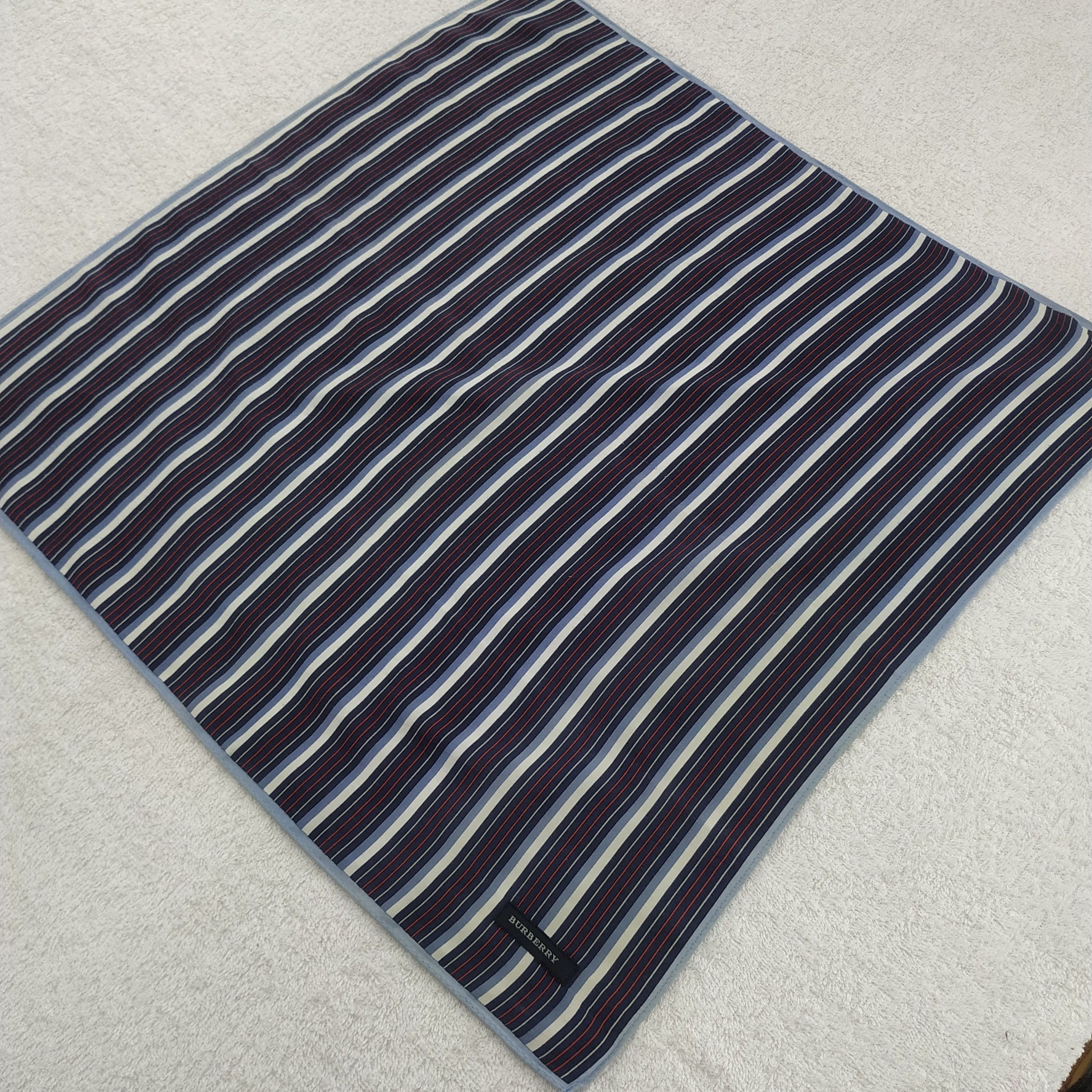 Burberry × Vintage Burberry Bandana / Handkerchief / Neckerchief - S013 Size ONE SIZE - 4 Thumbnail