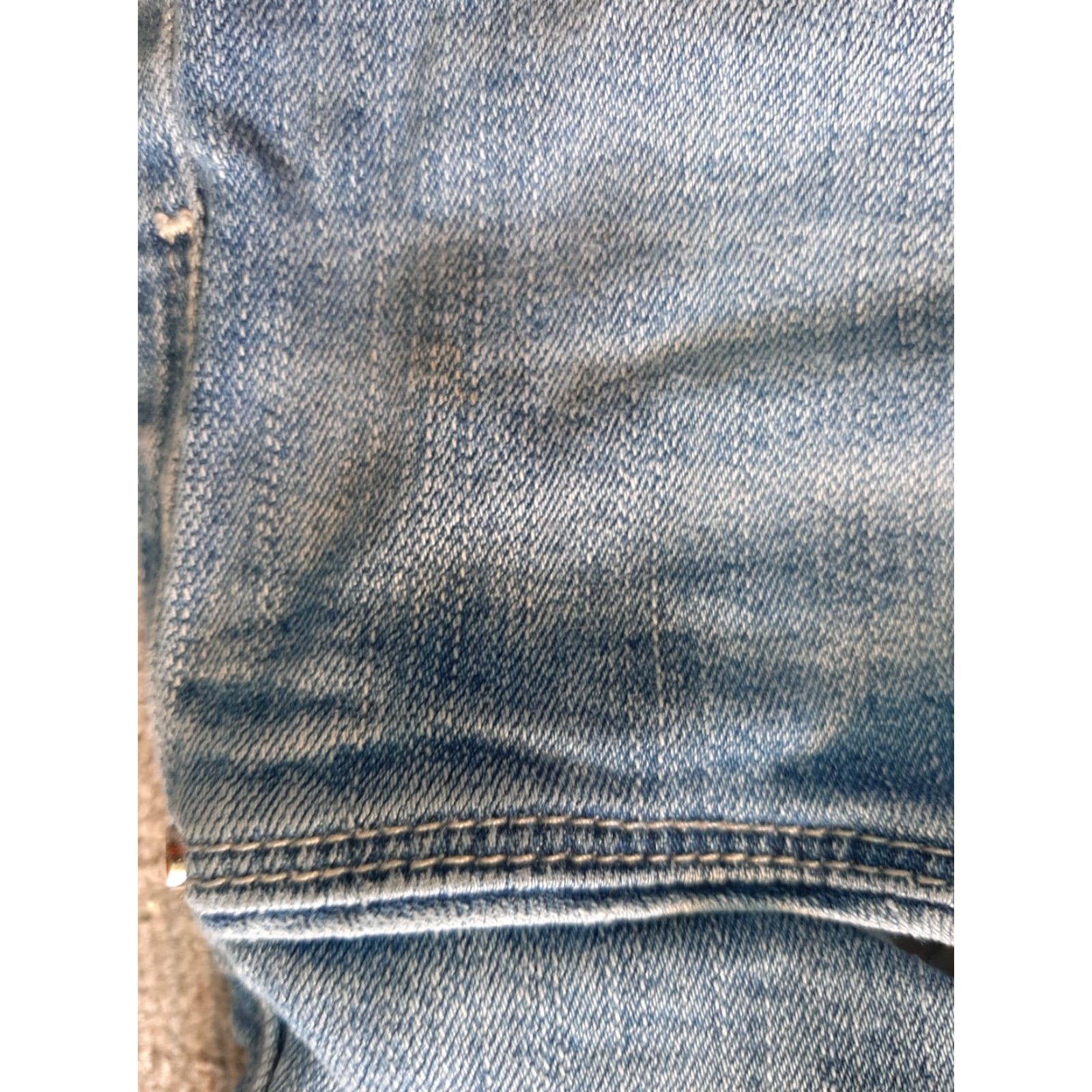 White House Black Market VINTAGE White House Black Market Jeans Womens Size 6 Blue Crop Beaded Accents Crop Jeans Womens 6 Blue Size 28" / US 6 / IT 42 - 4 Thumbnail