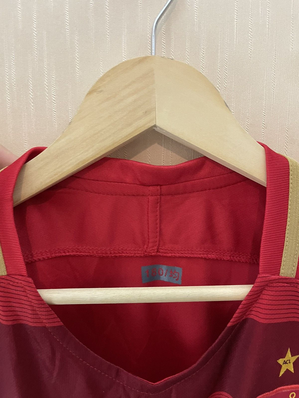 Vintage Guangzhou streetwear soccer t shirt Size US L / EU 52-54 / 3 - 10 Thumbnail