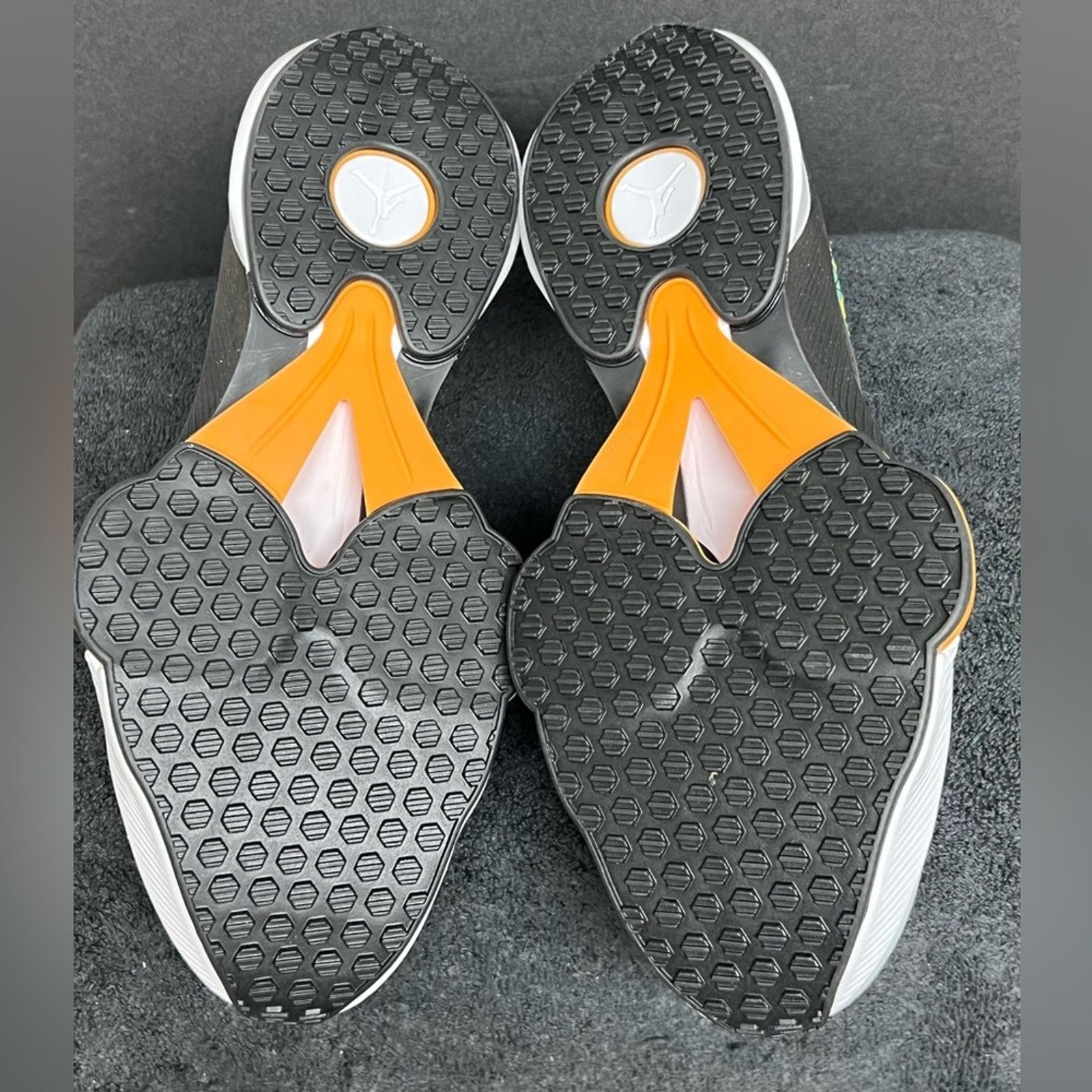 Jordan Brand RARE Jordan Air Zoom Renegade "Flash Crimson" Shoes SAMPLE Size US 10 / EU 43 - 8 Thumbnail