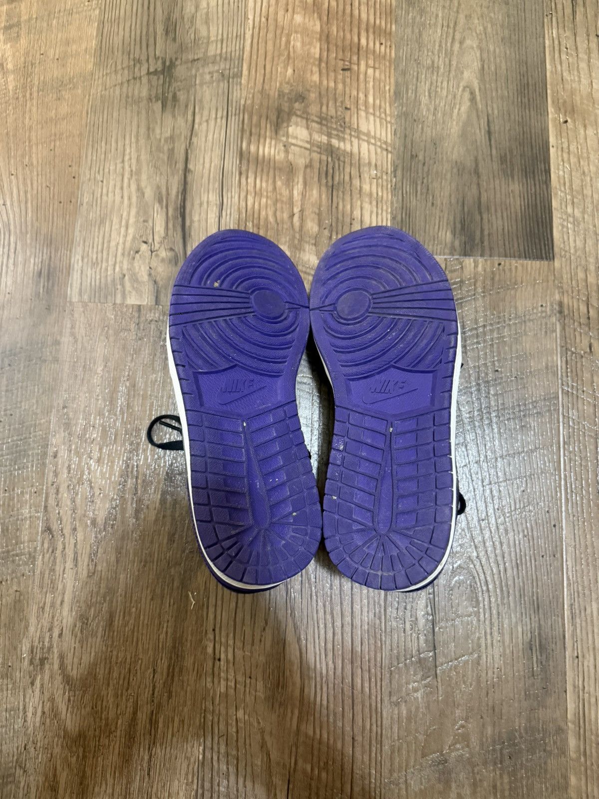 Jordan Brand Jordan 1 Low Court Purple Size US 10.5 / EU 43-44 - 5 Thumbnail