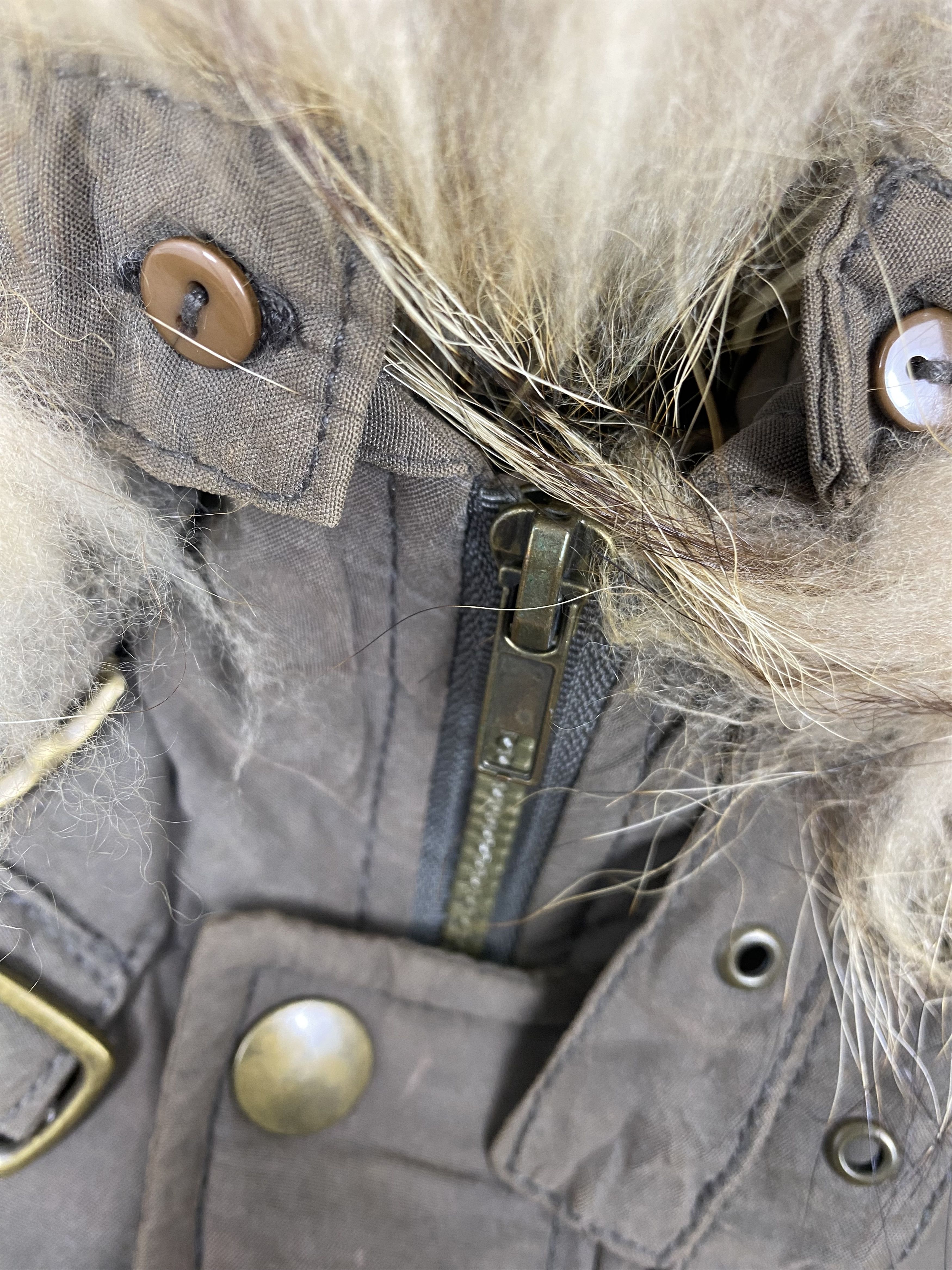 Essentiel Antwerp Vintage Ant Werpen Winter Coat Brown Fur Hood Utility Jacket Size US S / EU 44-46 / 1 - 4 Thumbnail