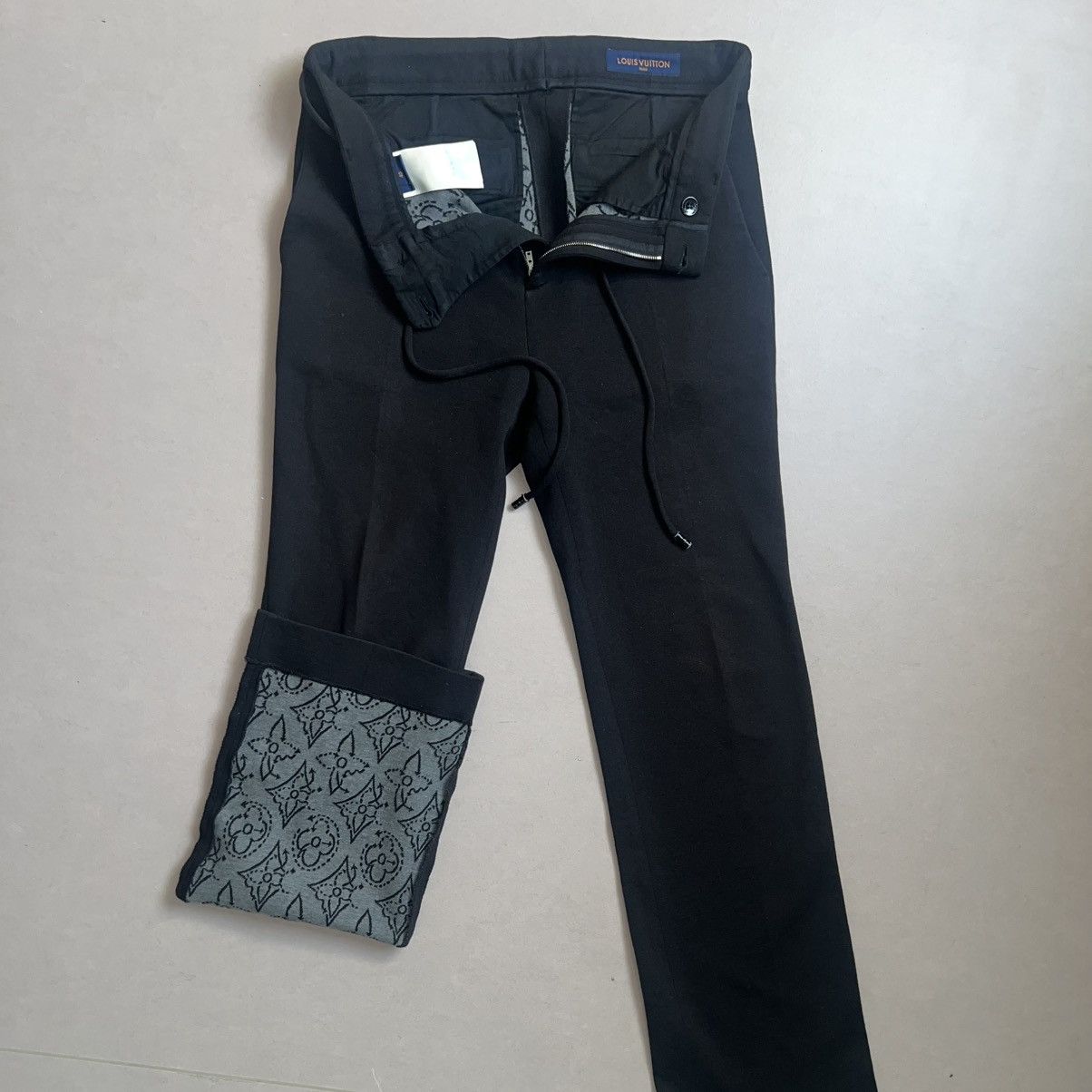 Louis Vuitton × NBA Louis Vuitton x NBA pants Size US 30 / EU 46 - 6 Thumbnail