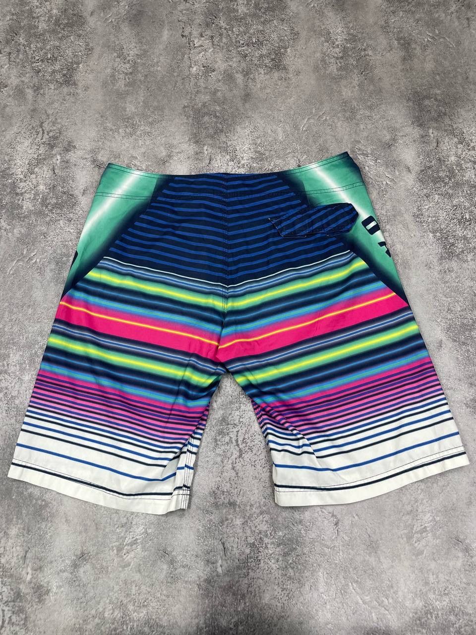 Oakley Oakley Men Board Shorts Surf Swim Multicolor Striped SizeW36 Size US 36 / EU 52 - 5 Thumbnail