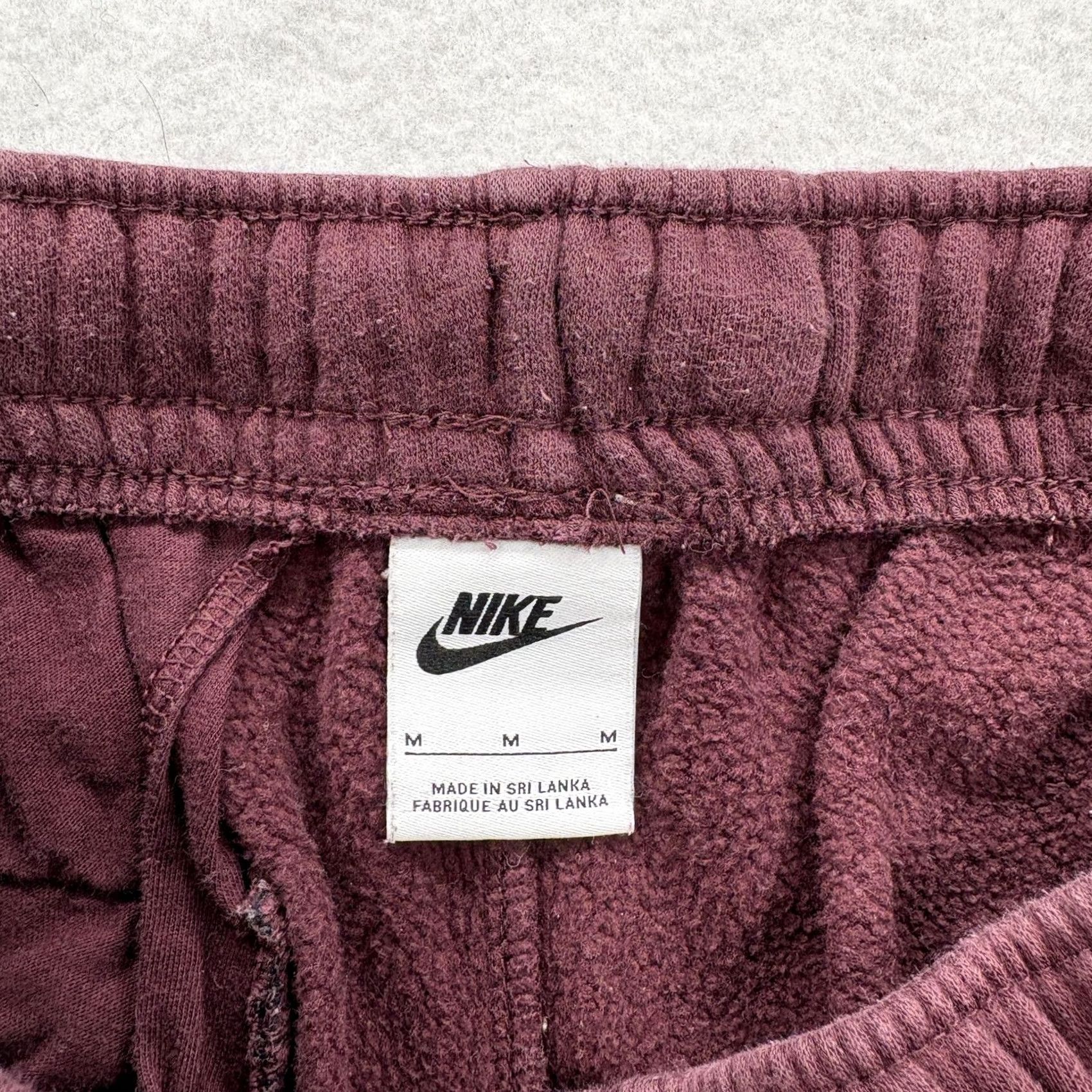 Nike Nike Club Fleece Pants Mens M Red Joggers Sweatpants Athletic Gym Training Size US 31 - 4 Thumbnail