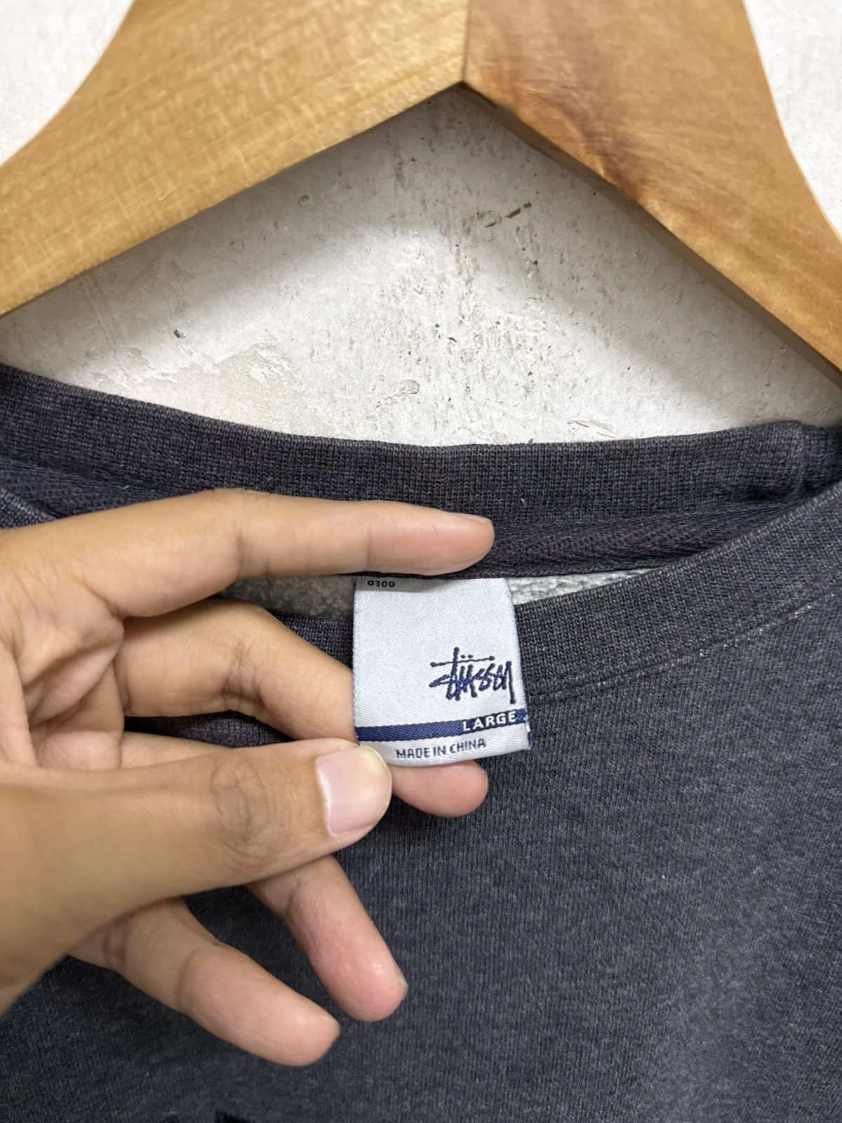 Stussy Vintage 90s Stussy Spell Out Patches Sweatshirt Size US L / EU 52-54 / 3 - 4 Thumbnail