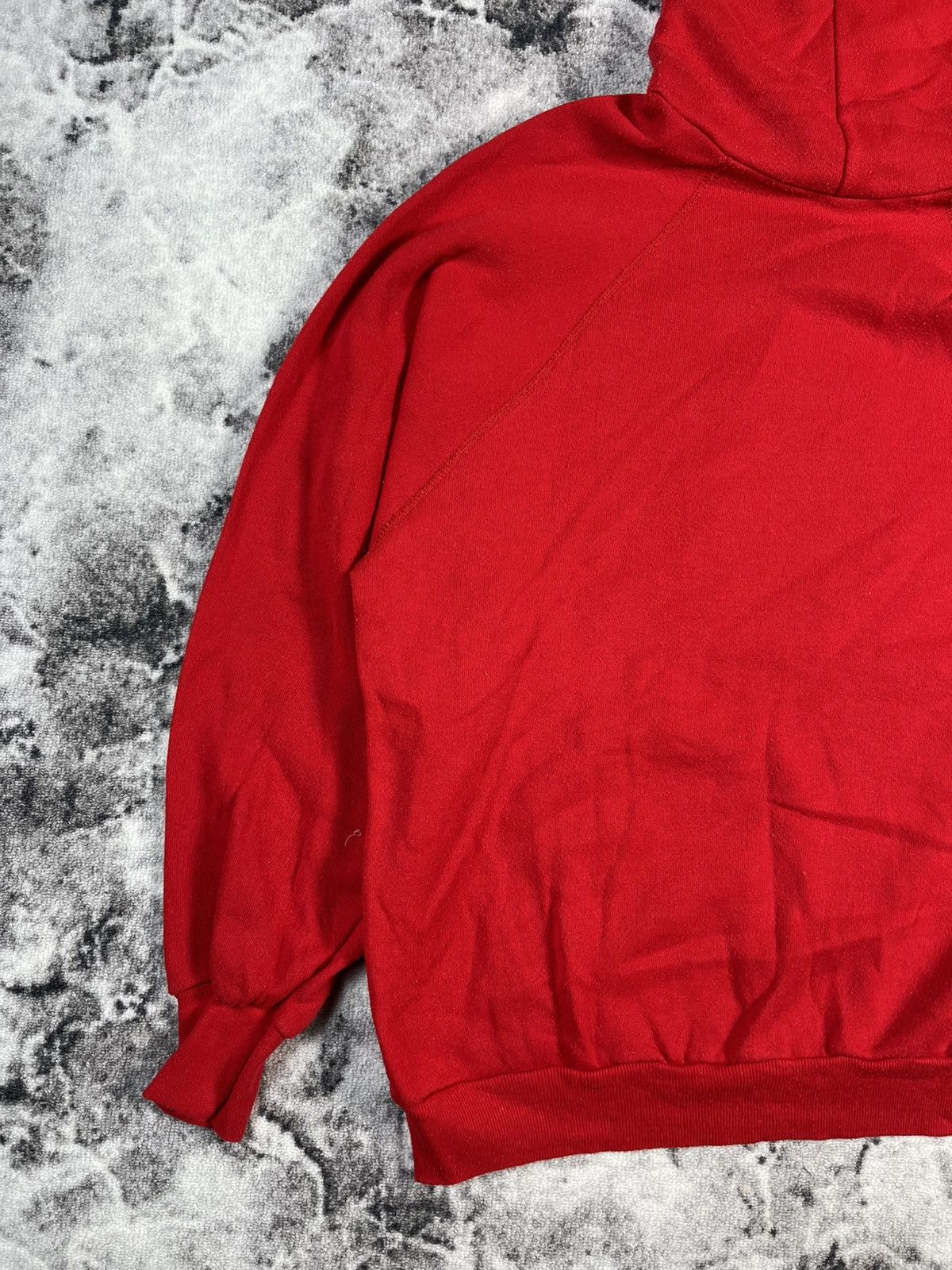 Vintage Vintage Wisconsin Badgers Hoodie USA Red XL Size US XL / EU 56 / 4 - 9 Thumbnail