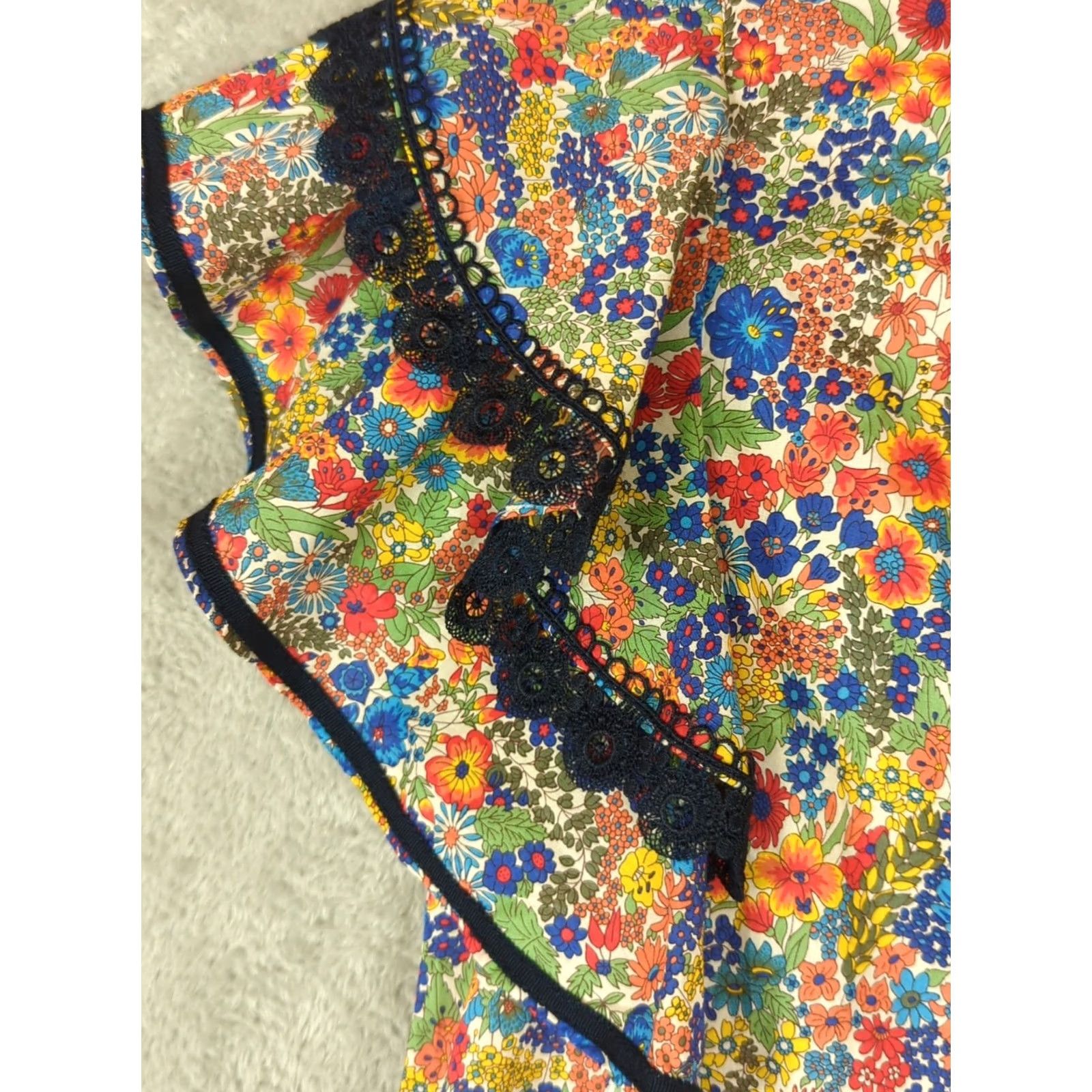 J.Crew J.CREW Cotton Poplin Top in Liberty Margaret Annie Floral Print Womens XXS Multicolor Flutter Sleeve Round Neck Casual Shirt Blouse Size XXS / US 00 / IT 34 - 4 Thumbnail