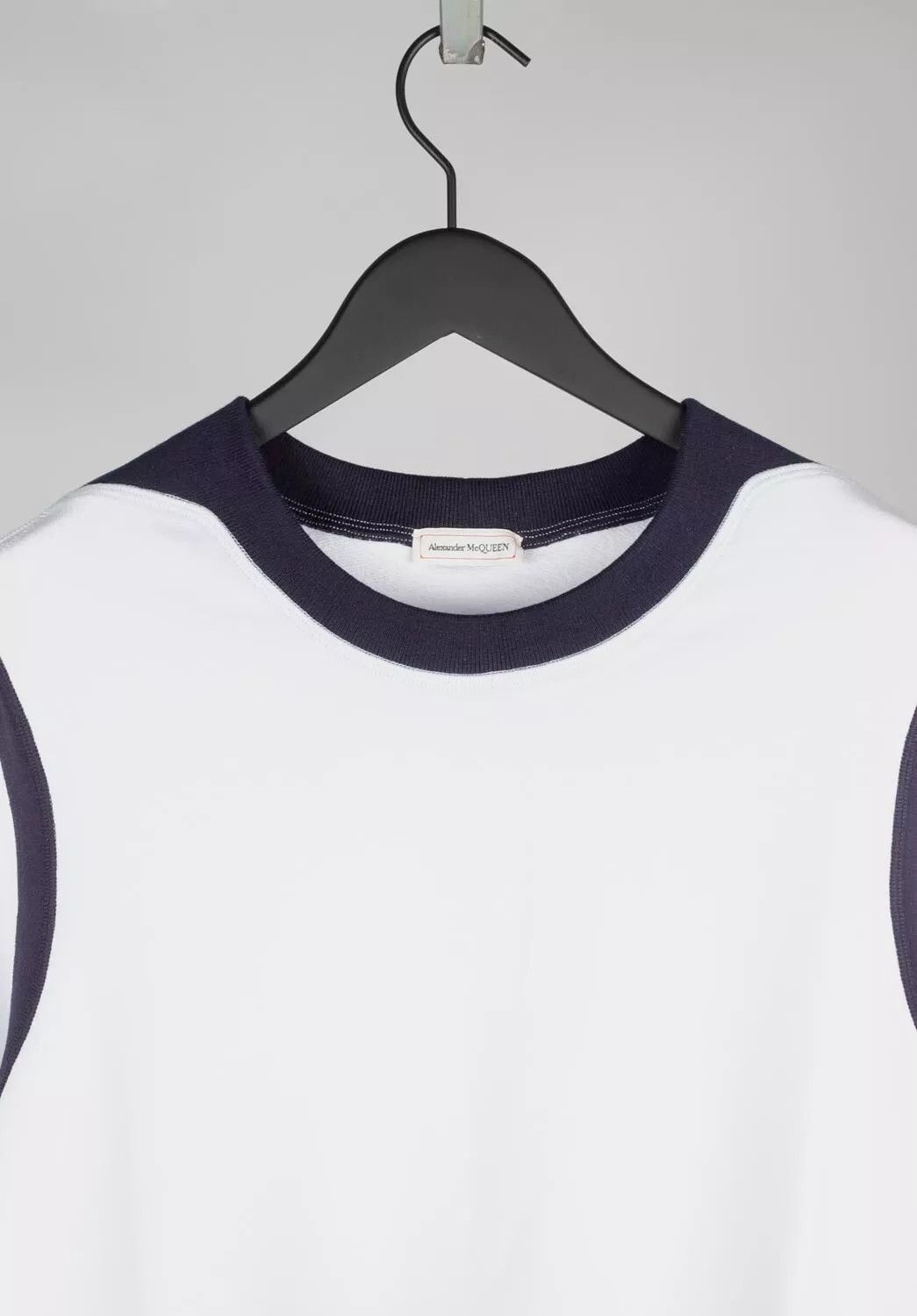 Alexander McQueen Original Alexander Mcqueen Men White Jumper Size M/L H4752 Size US L / EU 52-54 / 3 - 2 Thumbnail