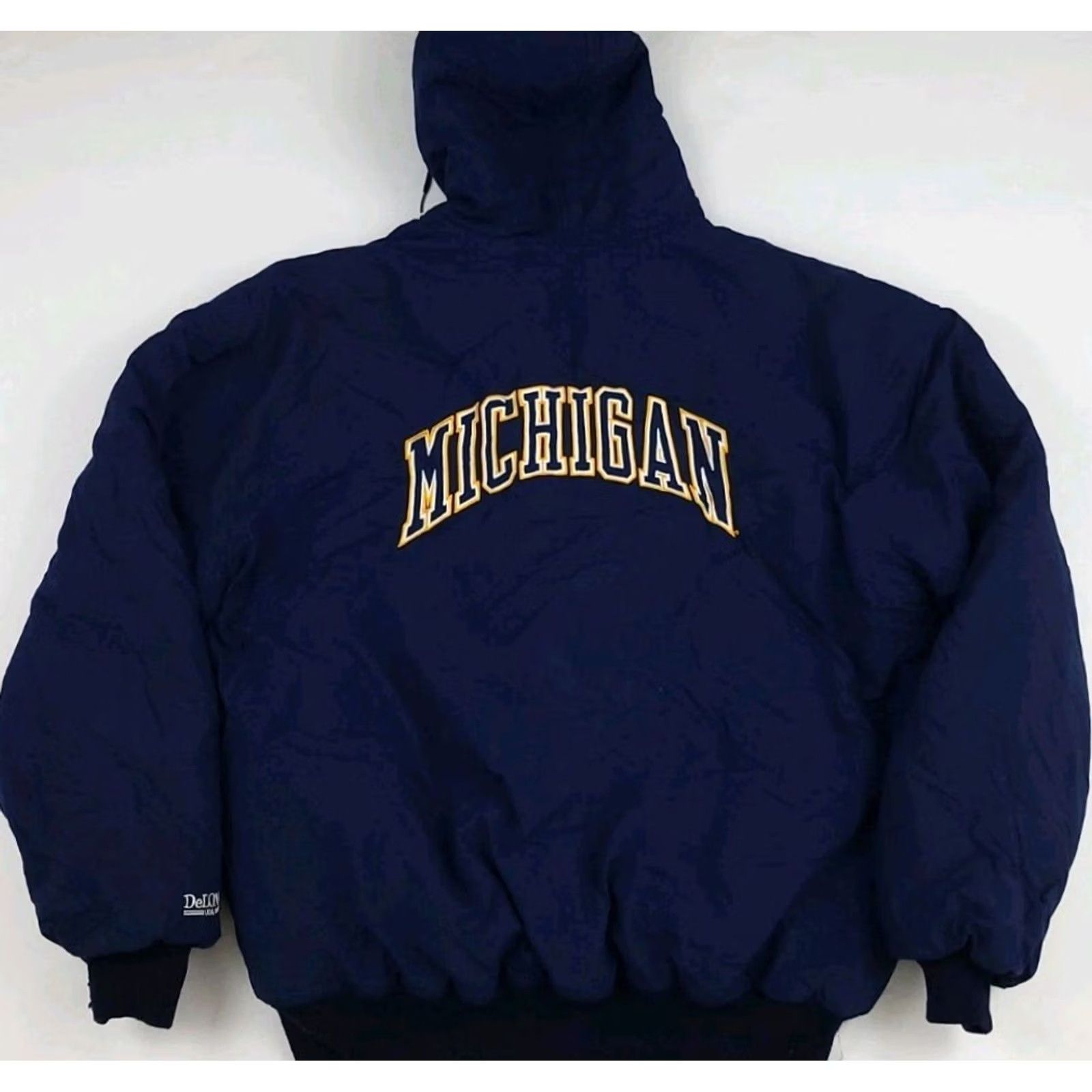Vintage VINTAGE University Michigan Wolverines DeLong Embroidered Insulated Jacket Shirt Hoodie? Size US XL / EU 56 / 4 - 2 Thumbnail
