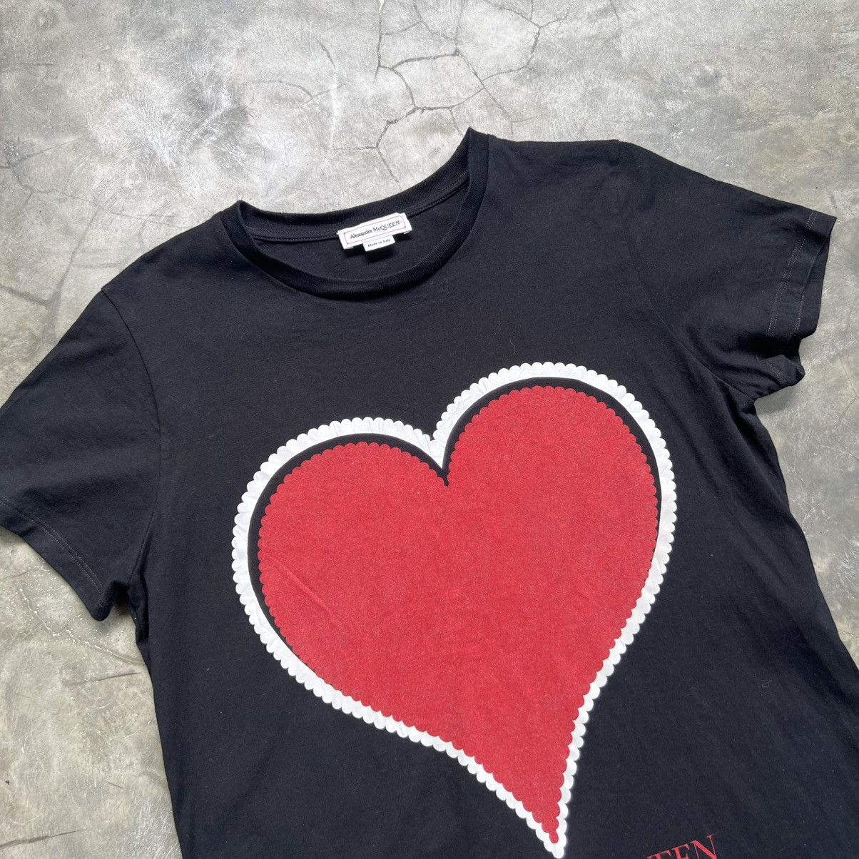 Alexander McQueen Alexander McQueen Heart Logo T-Shirt Size M / US 6-8 / IT 42-44 - 2 Thumbnail