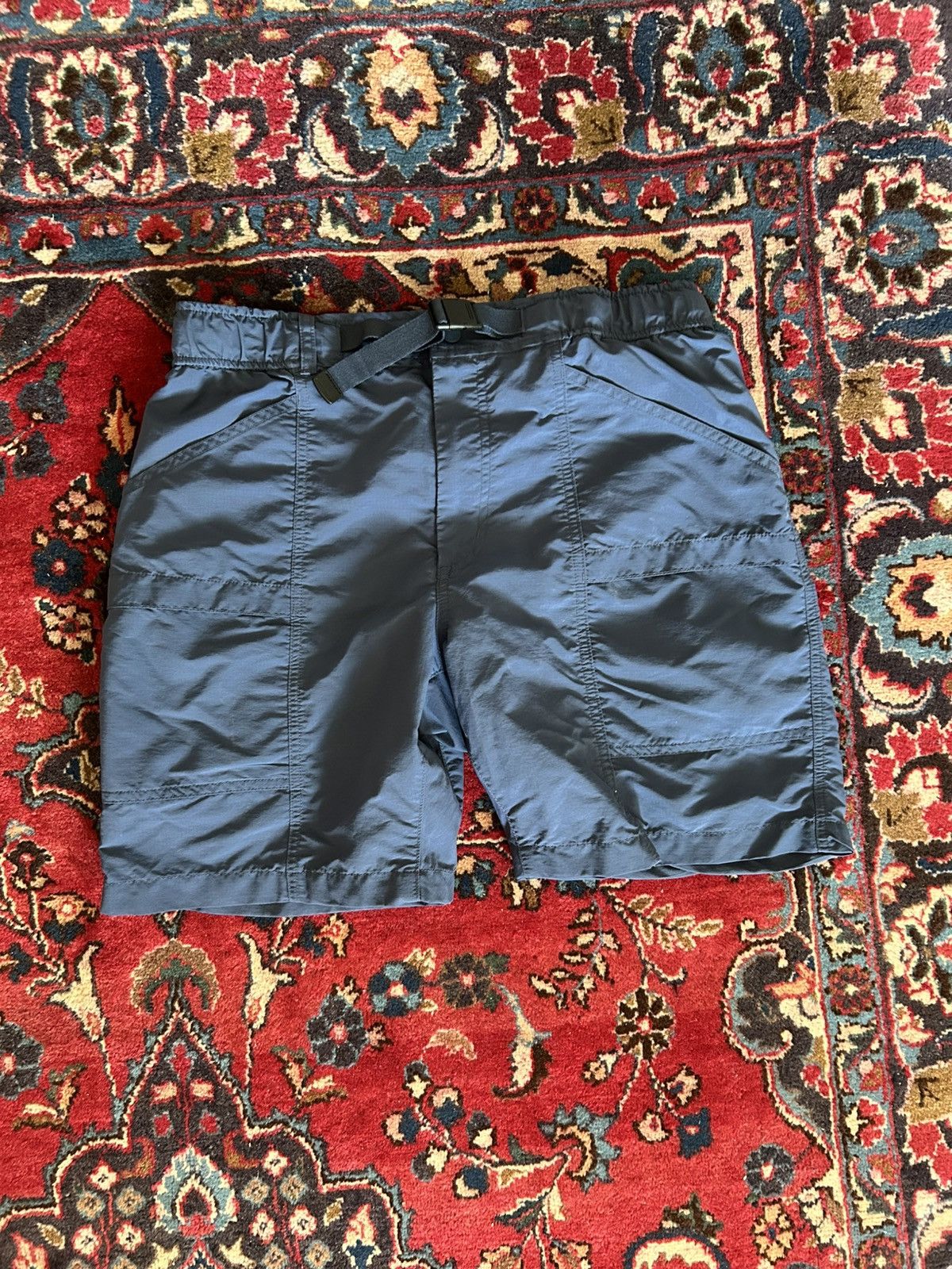 Uniqlo Uniqlo Nylon Utility Shorts Size US 30 / EU 46 - 1 Thumbnail