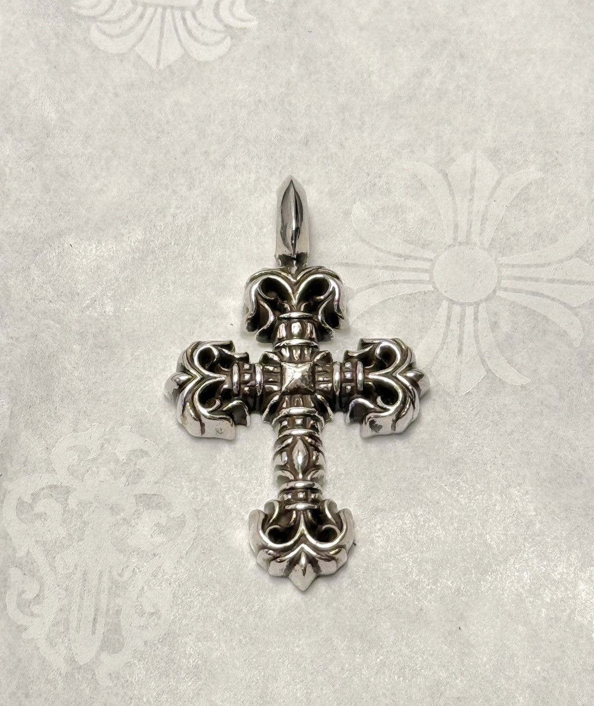 Chrome Hearts Chrome Hearts Sliver Filigree Cross Size ONE SIZE - 1 Thumbnail