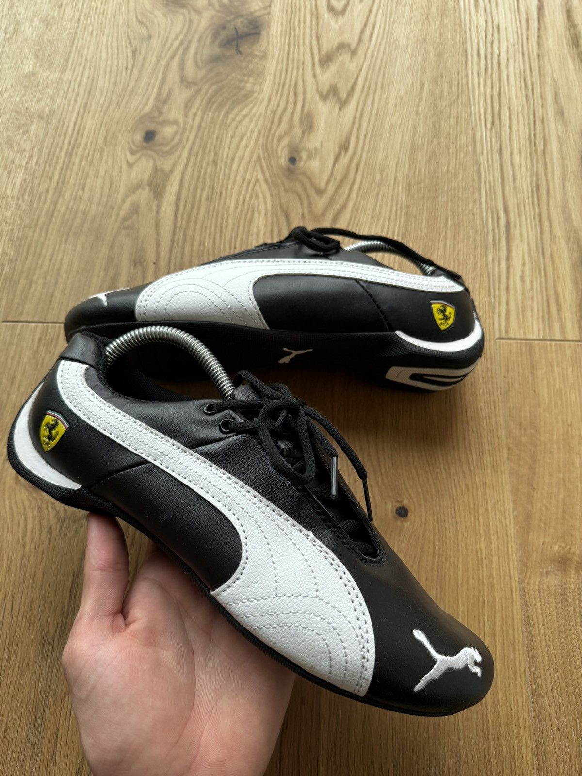 Ferrari × Puma Puma x Ferrari shoes vintage Size US 7 / EU 40 - 1 Thumbnail