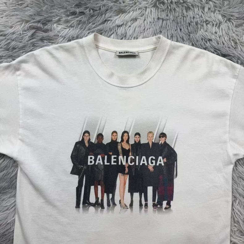 Balenciaga Balenciaga Portrait short sleeves Size US XS / EU 42 / 0 - 3 Thumbnail