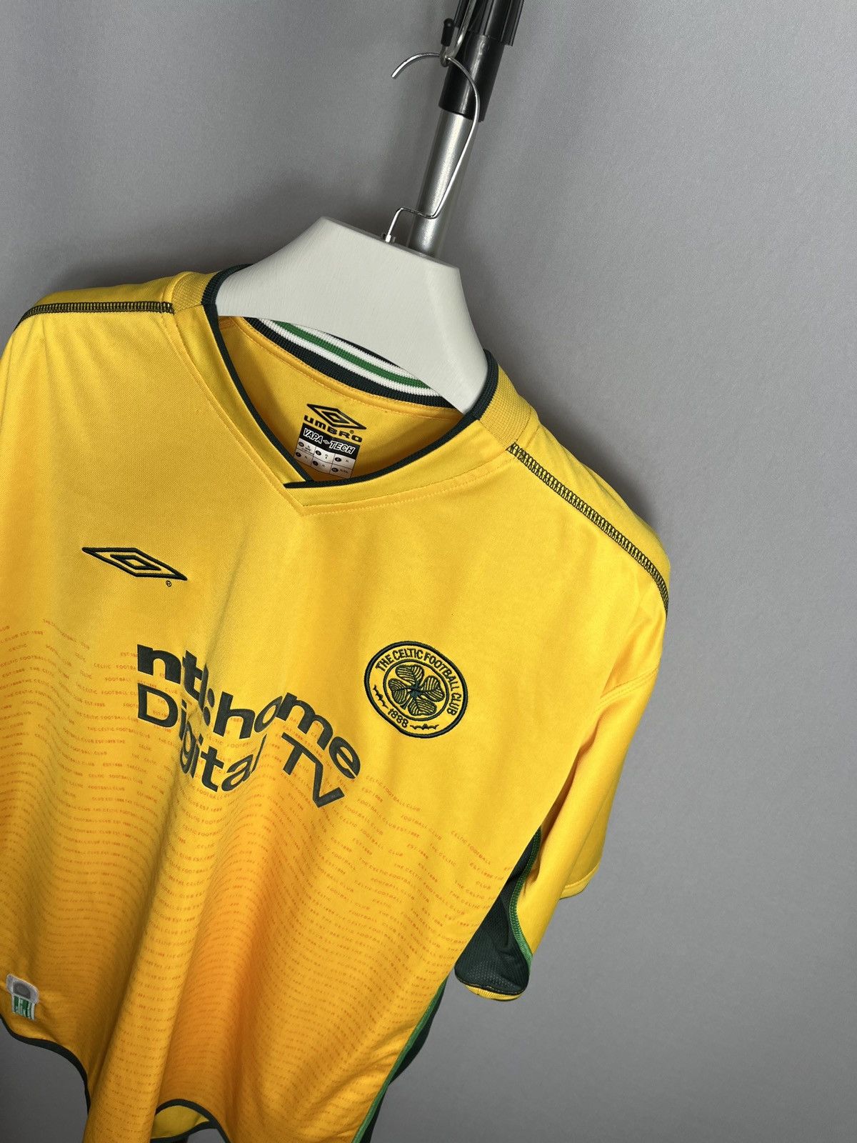 Umbro CELTIC 2002 2003 AWAY FOOTBALL SHIRT SOCCER JERSEY UMBRO VTG Size US XL / EU 56 / 4 - 3 Thumbnail
