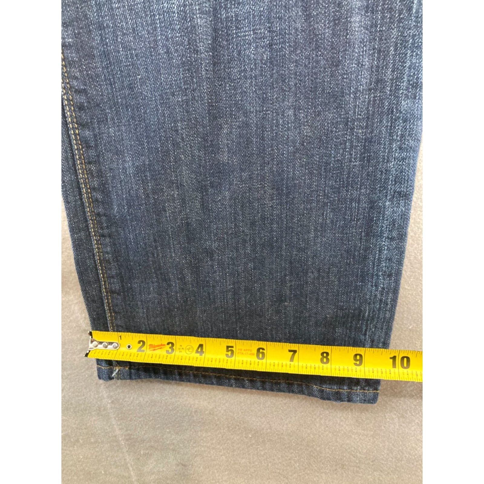 Vintage BUFFALO JEANS Relaxed FIT Jeans Dark Wash 34x30 Men Blue Denim 90s? 2000s STYLE Buffalo Driven-X Mens Inseam 30in Size 34 Size US 34 / EU 50 - 4 Thumbnail