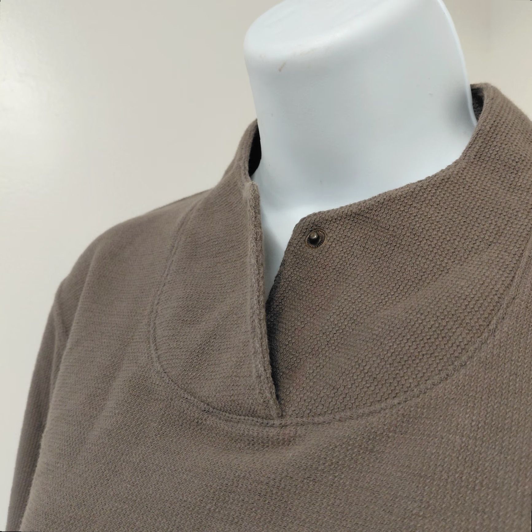 Vintage Woolrich Shirt Womens Large Brown Snap Neck Activewear Outdoor Long Sleeve Pullover Casual Ladies Regular Fit Mens Womens? Size L / US 10 / IT 46 - 4 Thumbnail
