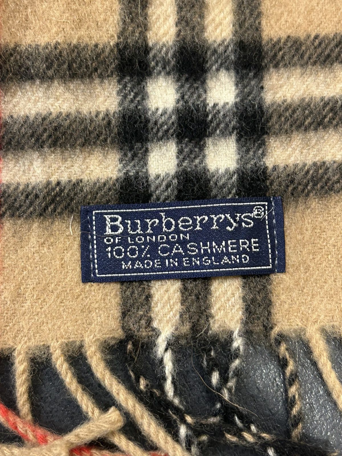Burberry Burberry Cashmere Classic Plaid Scarf Size ONE SIZE - 2 Thumbnail