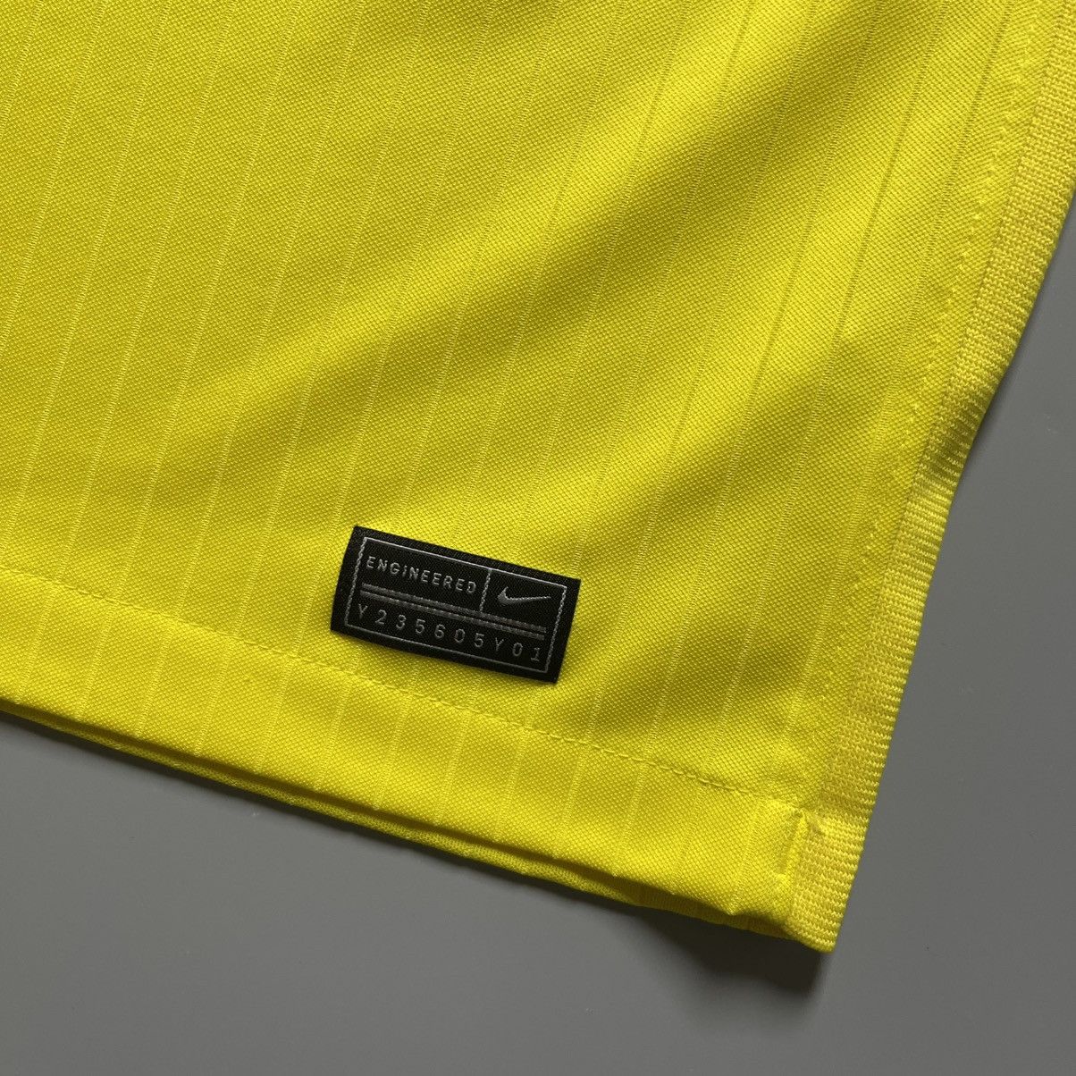 Nike × Vintage LIVERPOOL NIKE 2021/2022 FOOTBALL THIRD JERSEY #11 SALAH Size US M / EU 48-50 / 2 - 9 Thumbnail