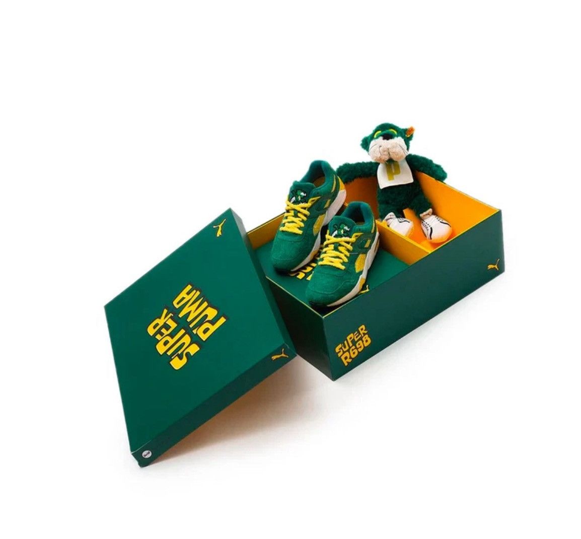 Puma Puma R698 Super Set w/Plushie Size US 9.5 / EU 42-43 - 1 Thumbnail