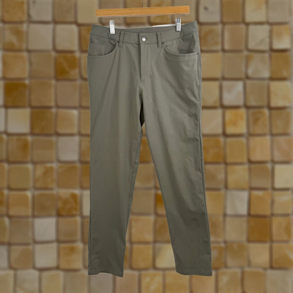 Lululemon VINTAGE? No. Lululemon ABC Pants Men 31 5-Pocket Classic Warpstreme Gray Shirt? Size US 31 - 1 Thumbnail