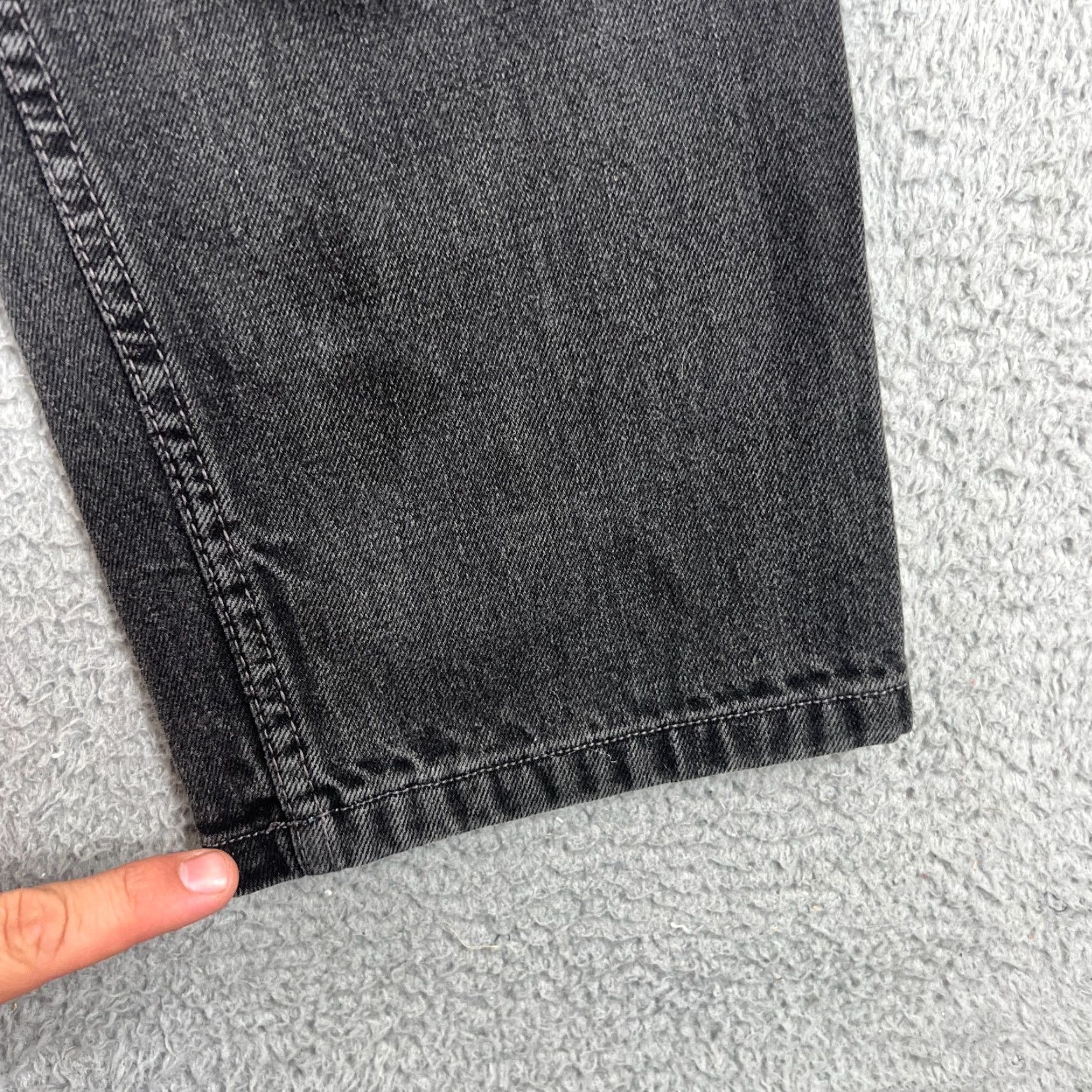 Levi's VINTAGE Levi's 501 Jeans Men Regular Fit 32x31 Black Denim Button Fly Straight Leg Size US 34 / EU 50 - 4 Thumbnail