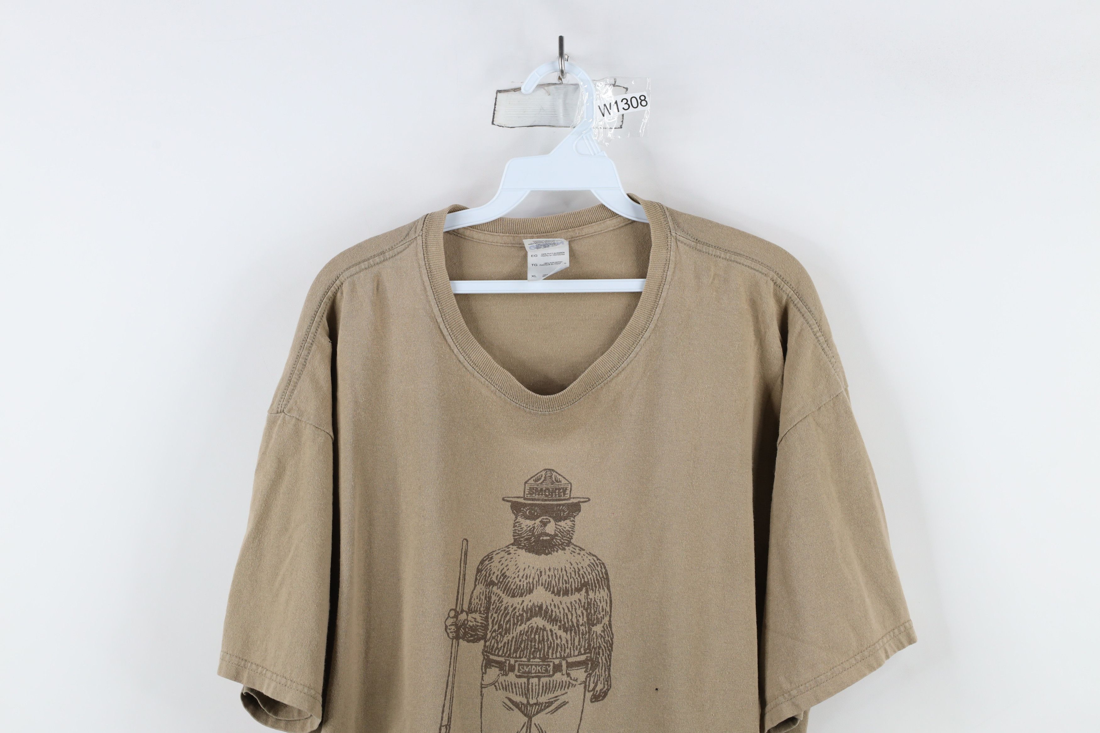 Vintage Vintage Y2K The Bear Short Sleeve T-Shirt Beige Cotton Size US XL / EU 56 / 4 - 2 Thumbnail