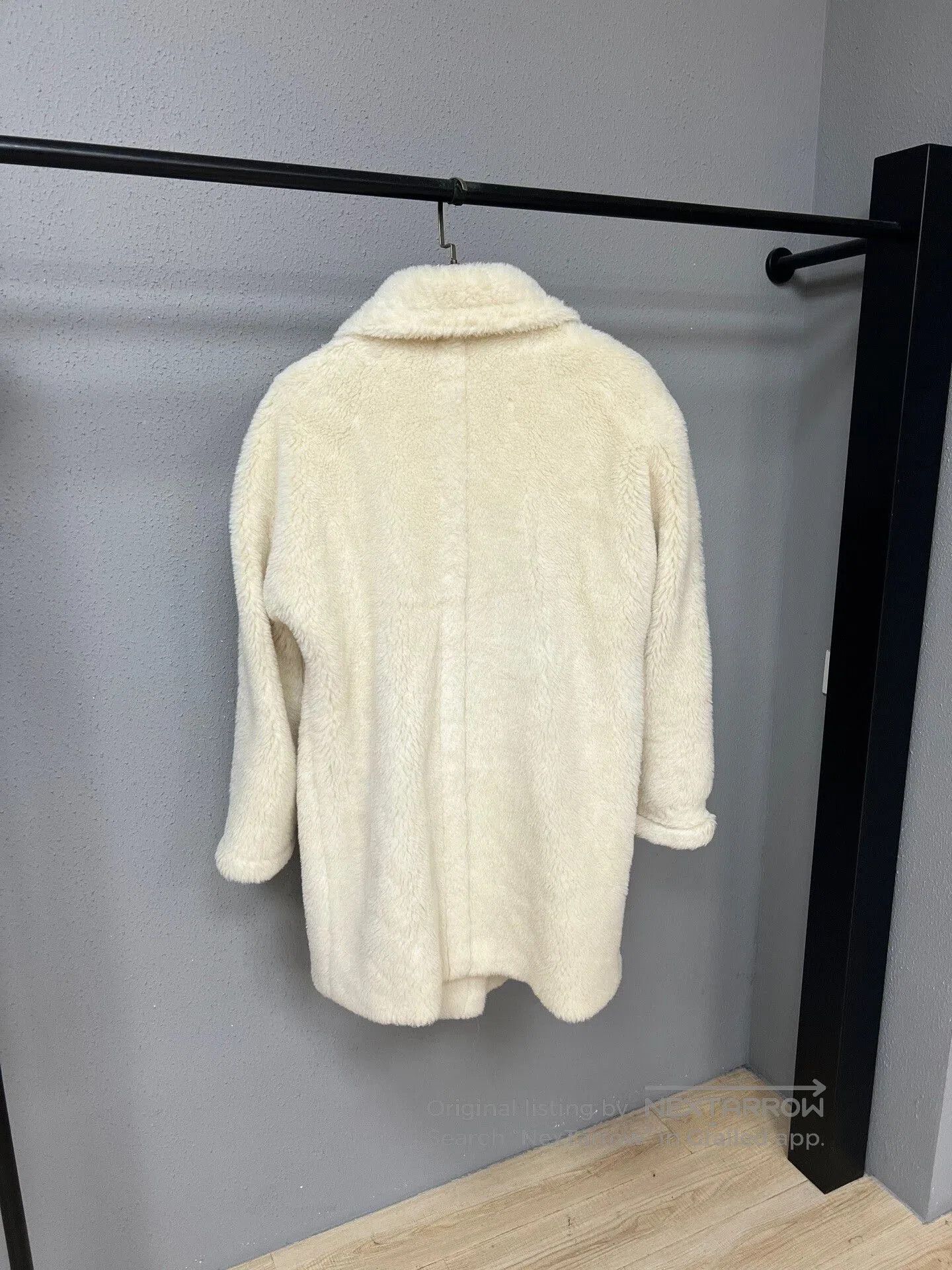 Max Mara MaxMara Teddy Coat in White. Size S / US 4 / IT 40 - 2 Thumbnail