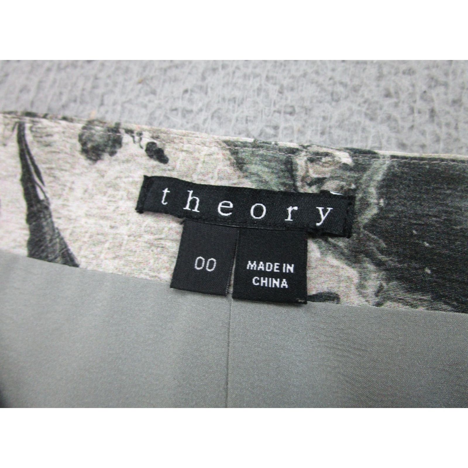 Theory Theory Skirt Womens 00 Gray Silk Marble Print Lined Knee Length Office Size 24" / US 00 / IT 34 - 5 Thumbnail