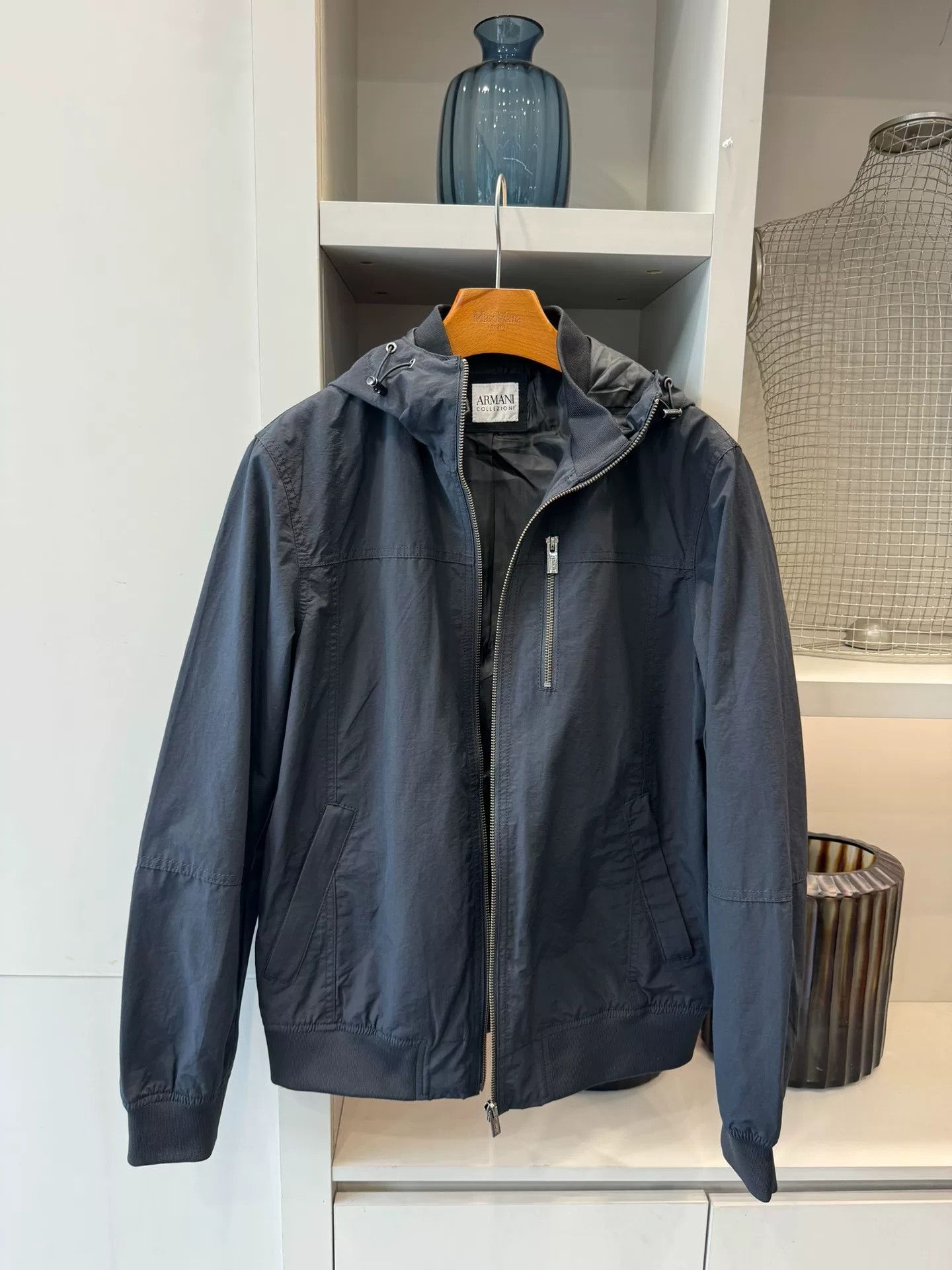 Armani Collezioni Armani Collezioni Hooded Jacket Size US L / EU 52-54 / 3 - 1 Thumbnail
